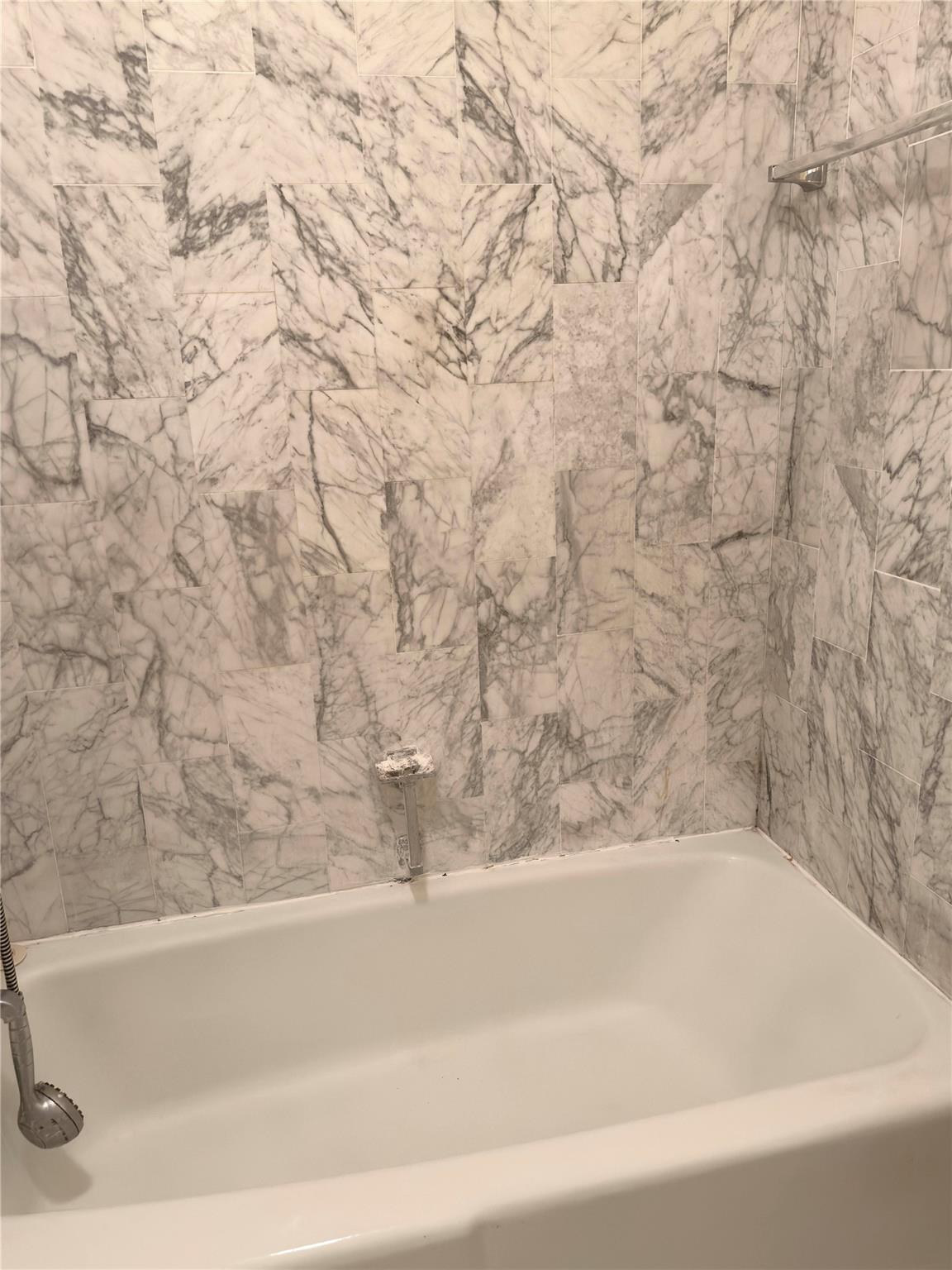 BAY COLONY CLUB - Residential