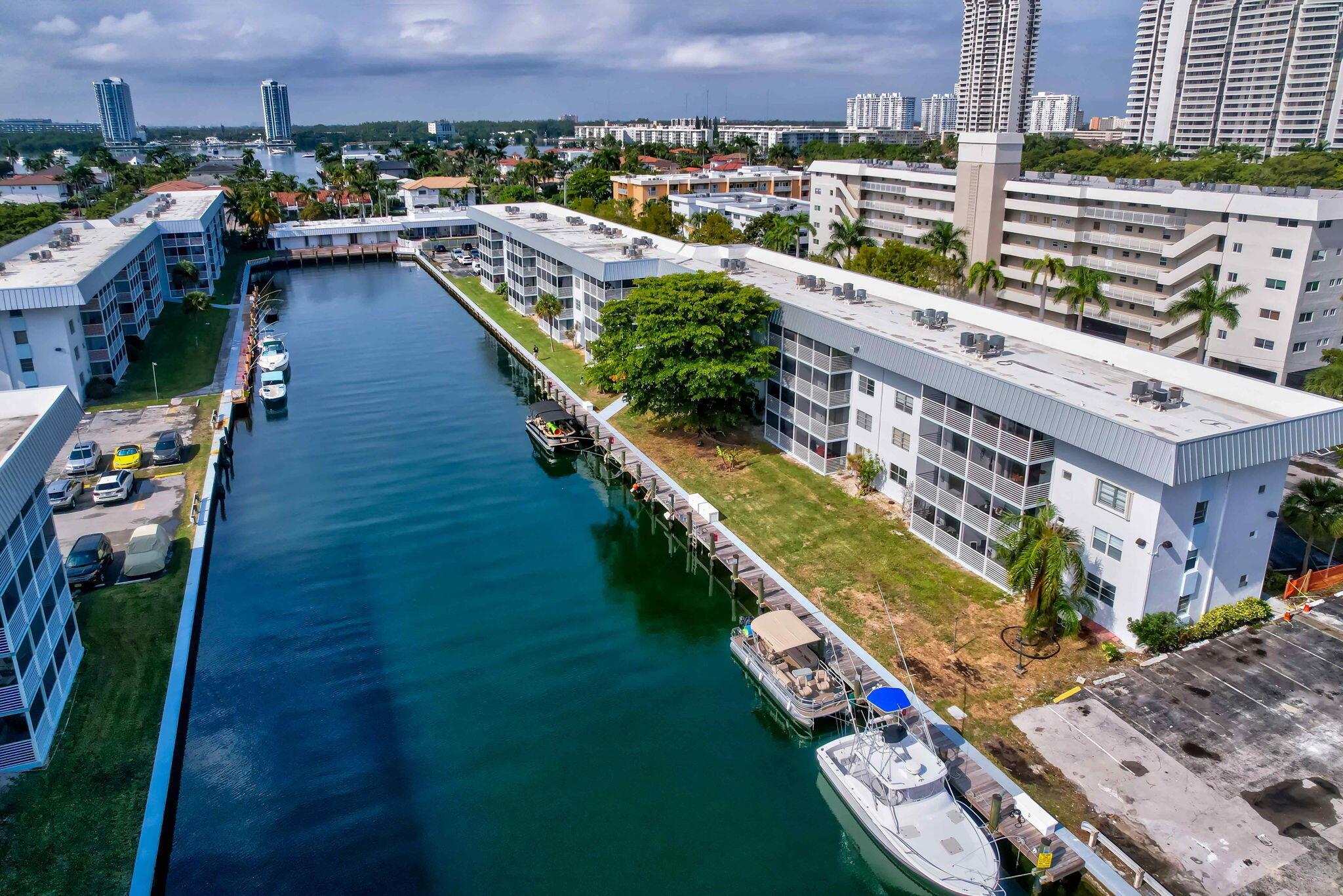 EDEN ISLES CONDO # 4 - Residential