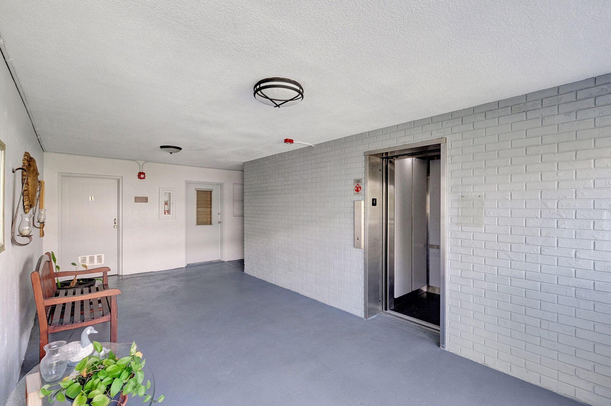 EDEN ISLES CONDO # 4 - Residential