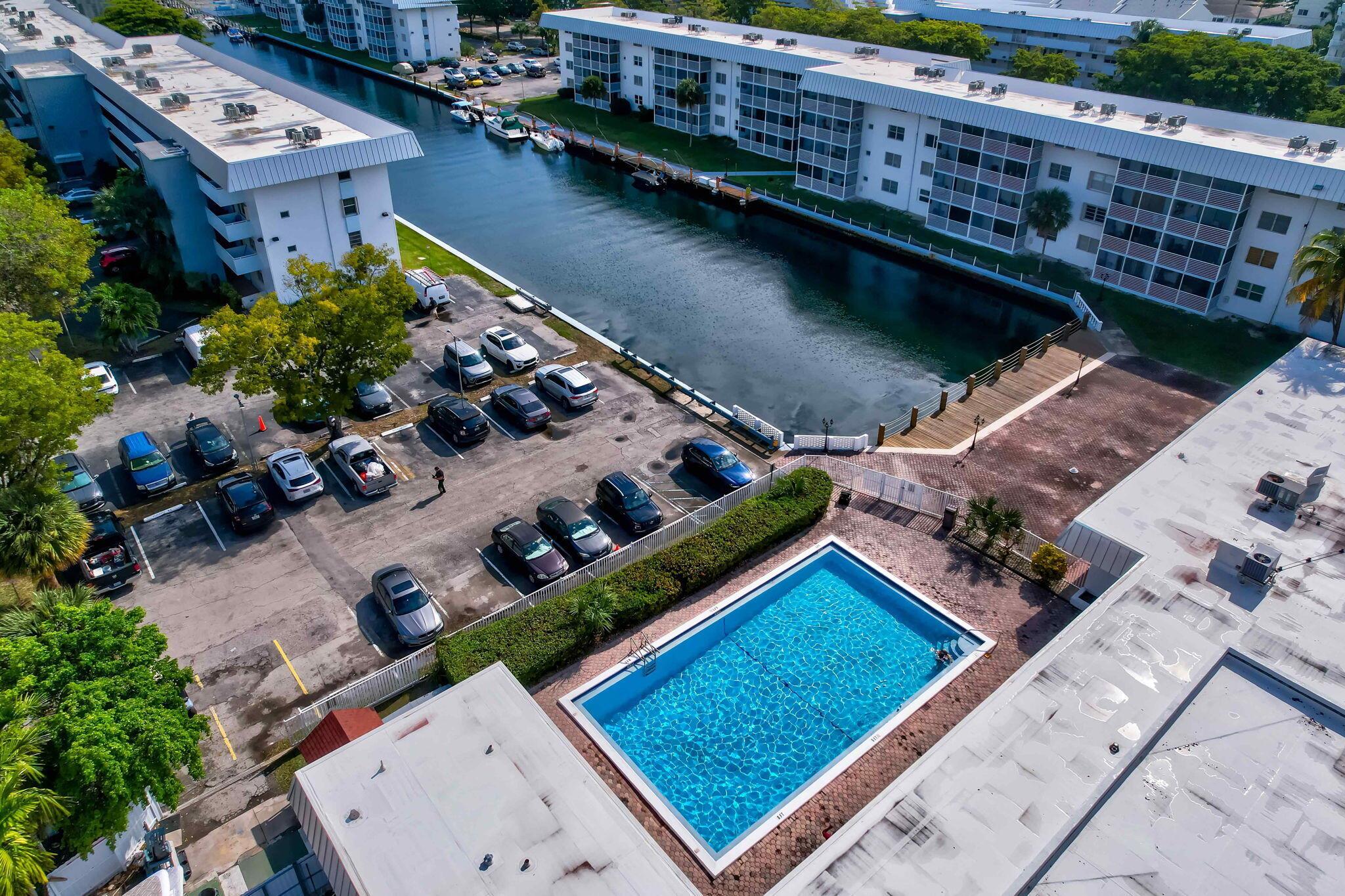 EDEN ISLES CONDO # 4 - Residential