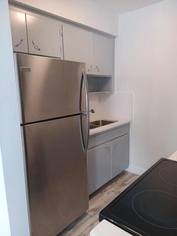 LAKE WORTH TOWN OF - Residential Lease