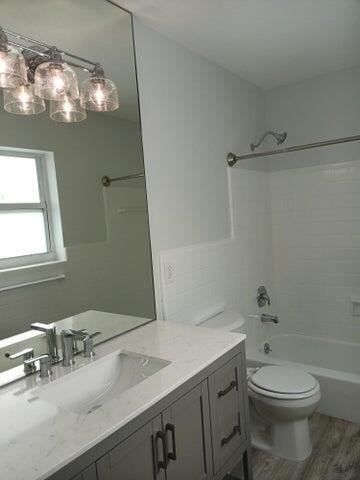 LAKE WORTH TOWN OF - Residential Lease