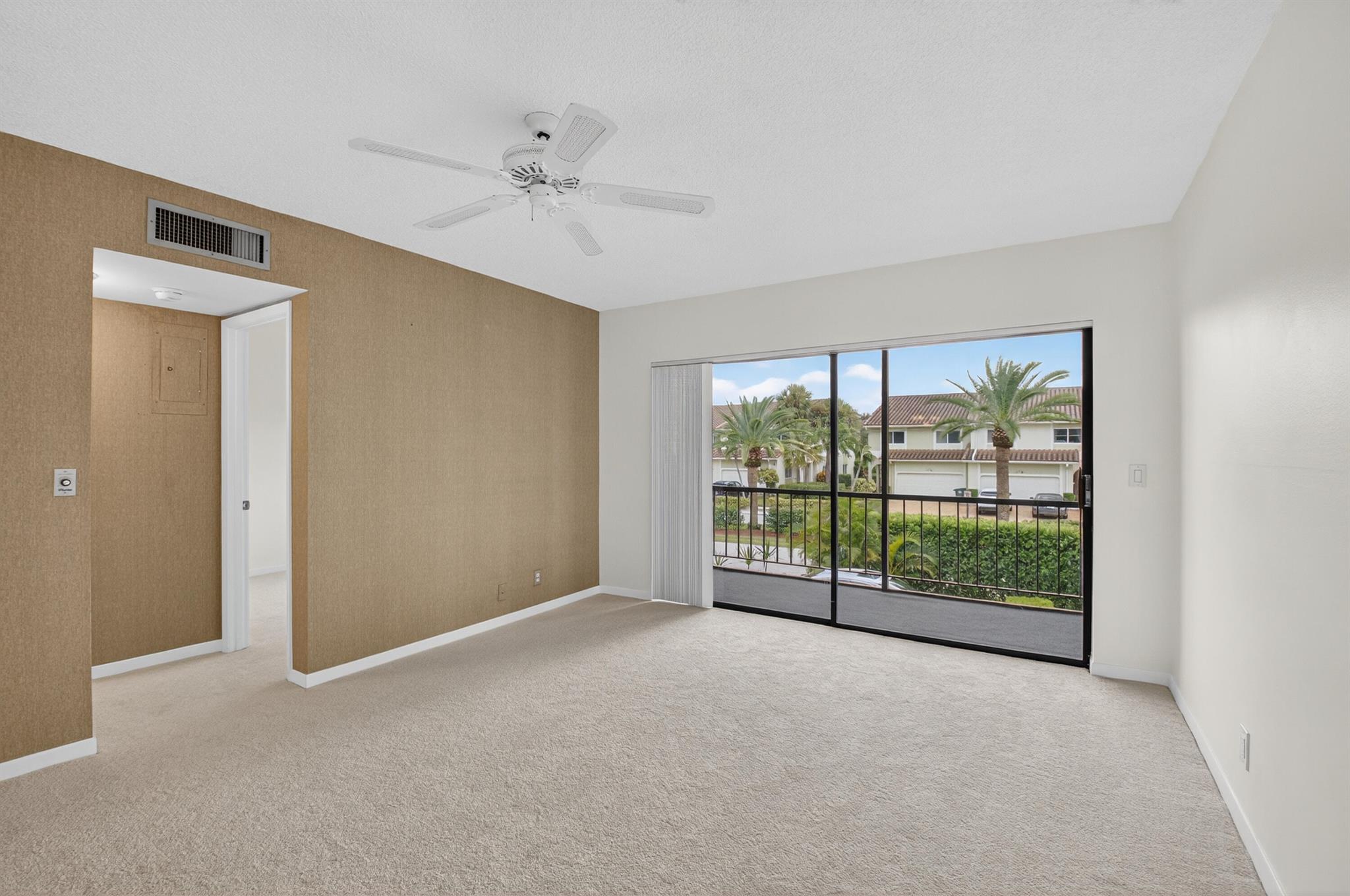 665 Enfield Street B18