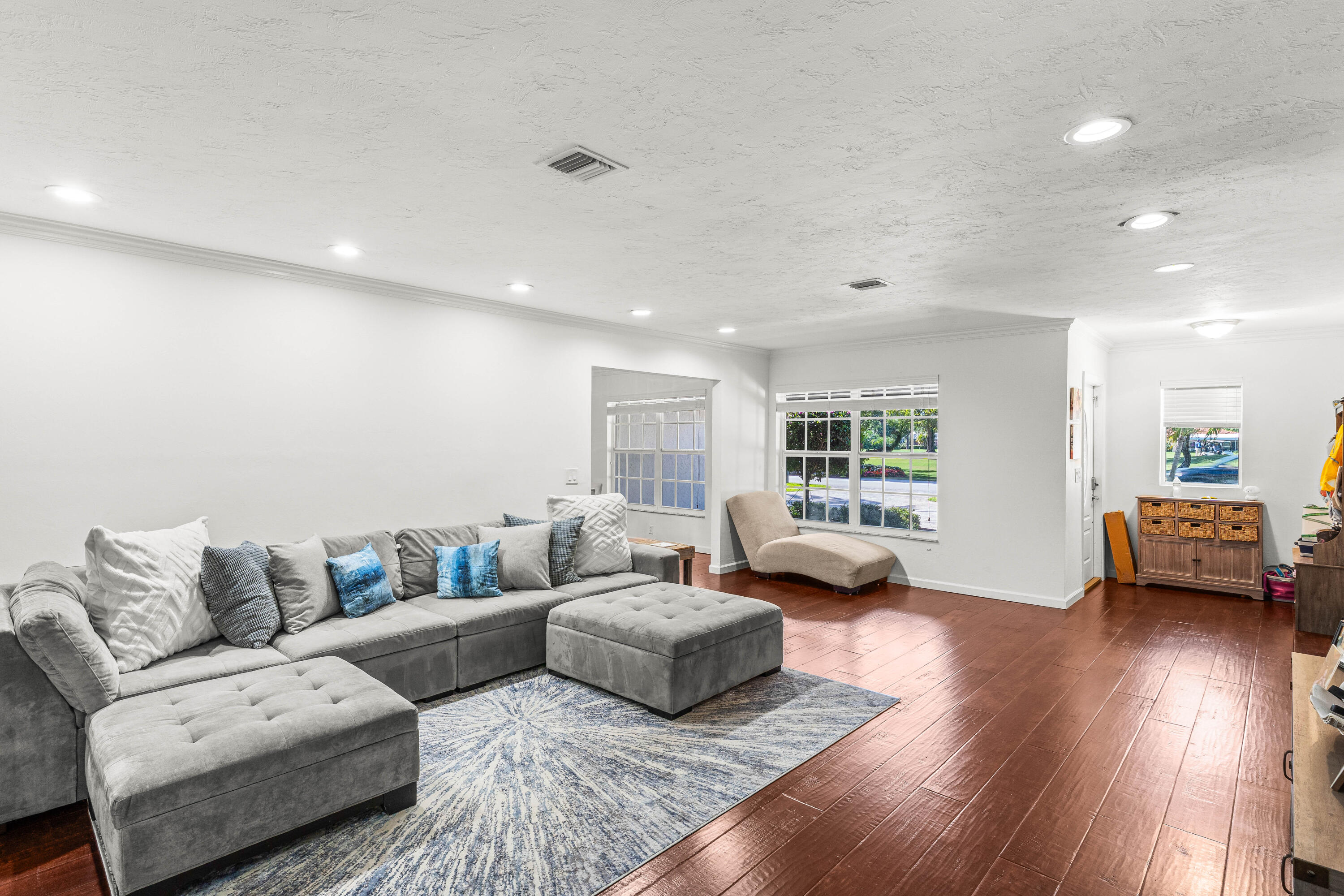 DELRAY DUNES FIRST SEC - Residential