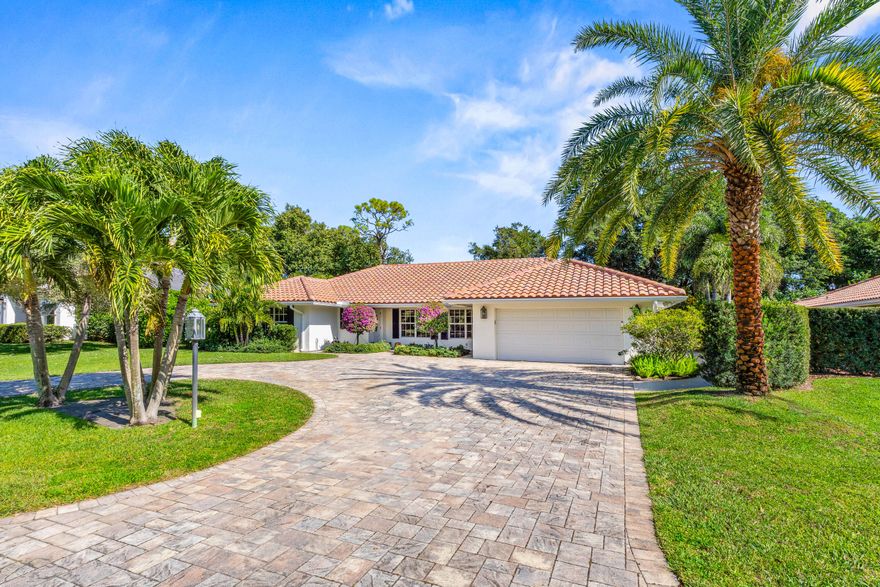 Magnificent 3 Bed 2 1/2 Bath Single Family Home in the Delray Dunes Country Club. Enjoy Resort Style living with a Newly Renovated Golf Course, Clubhouse, Tennis Courts, Gym plus Community Pool. A Must See. Impact Windows. Roof Appr 10 years old.