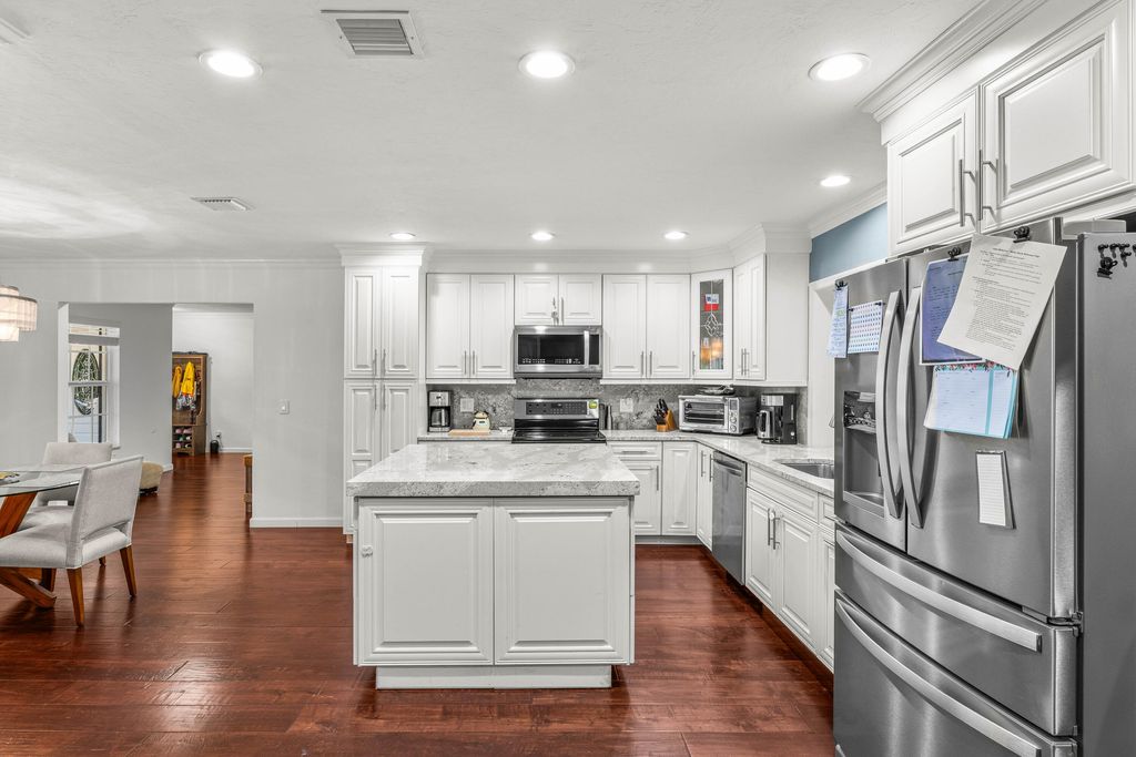 Photo of 11658 Dunes Road, Boynton Beach, FL 33436 (MLS # R11164211)