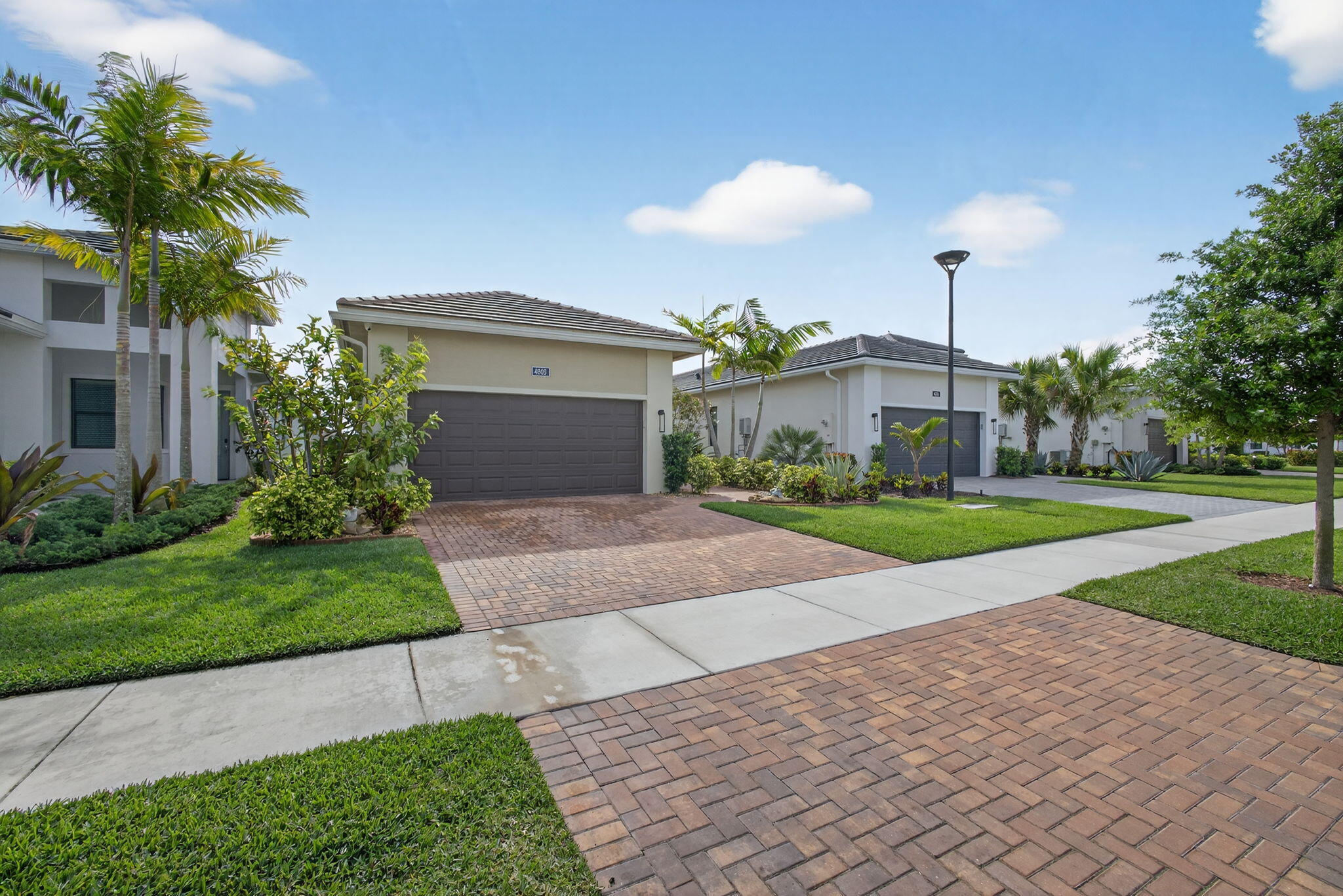 4805 Saint Armands Way