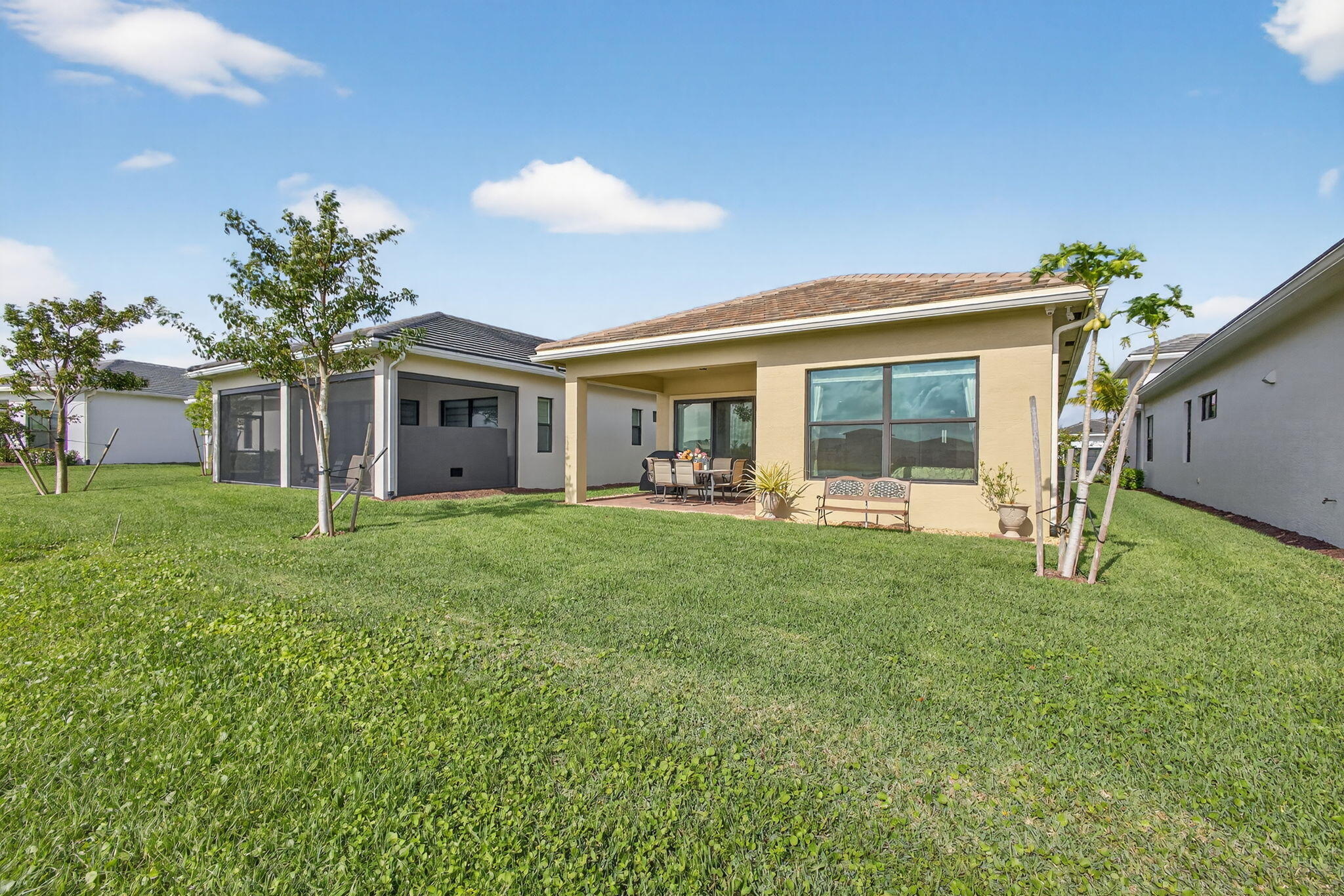 CRESSWIND PALM BEACH PHASE 3 - Residential