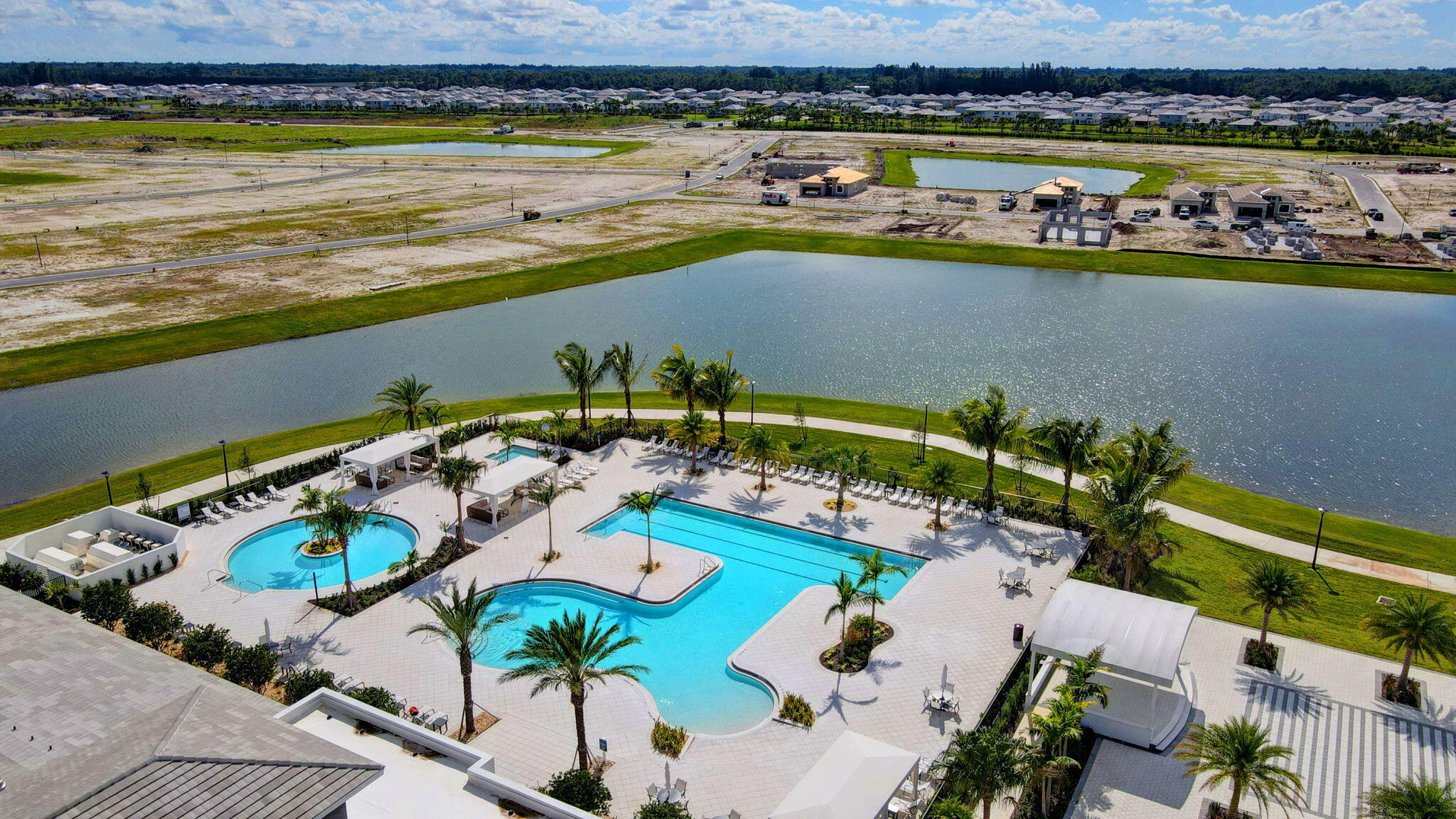 CRESSWIND PALM BEACH PHASE 3 - Residential