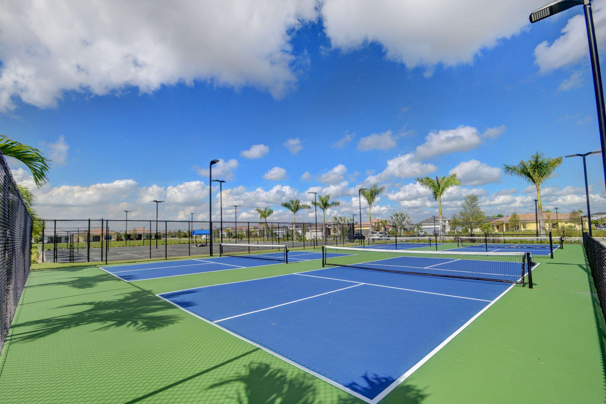 CRESSWIND PALM BEACH PHASE 3 - Residential