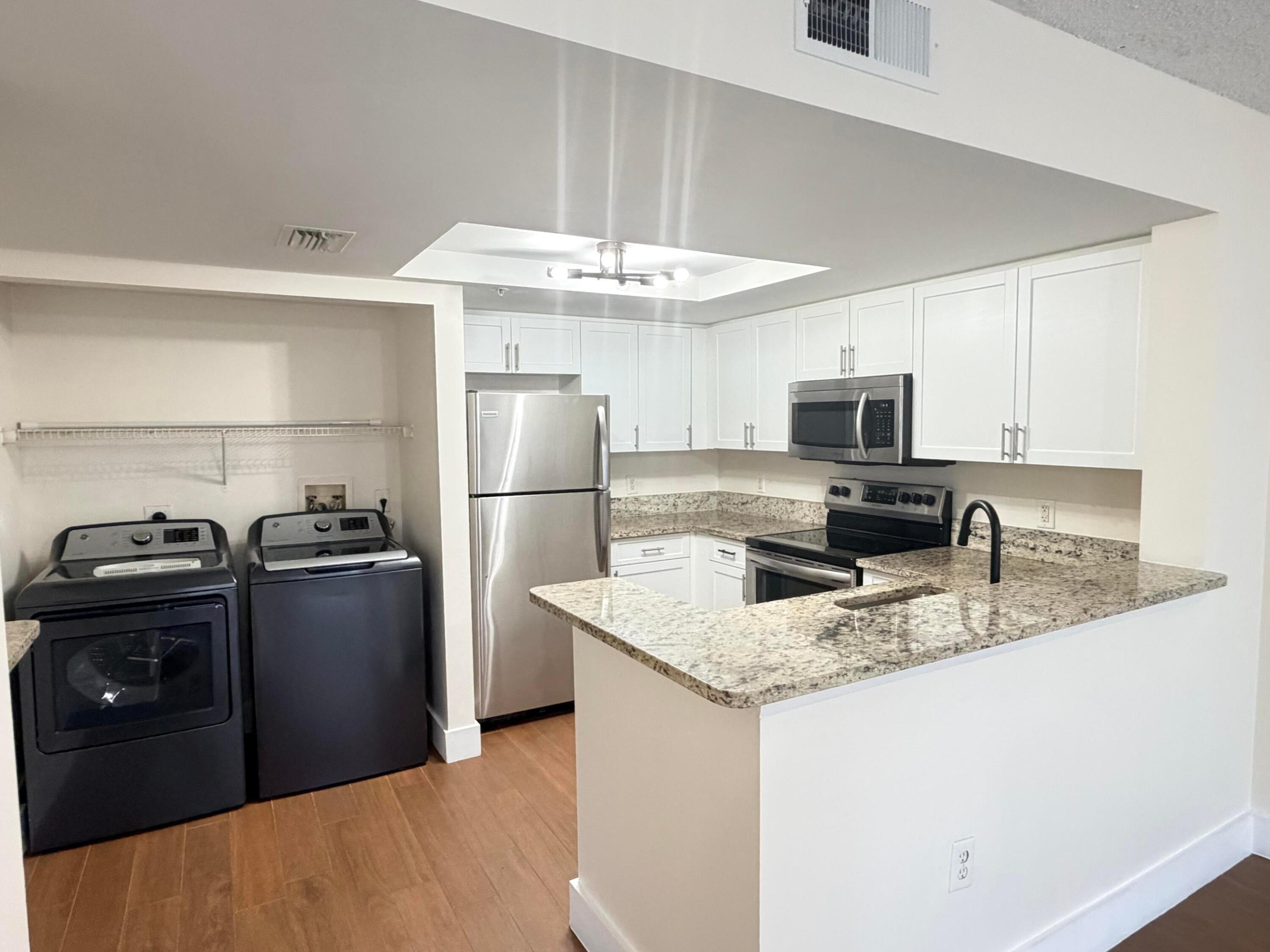 GRAND ISLES CONDO - Residential
