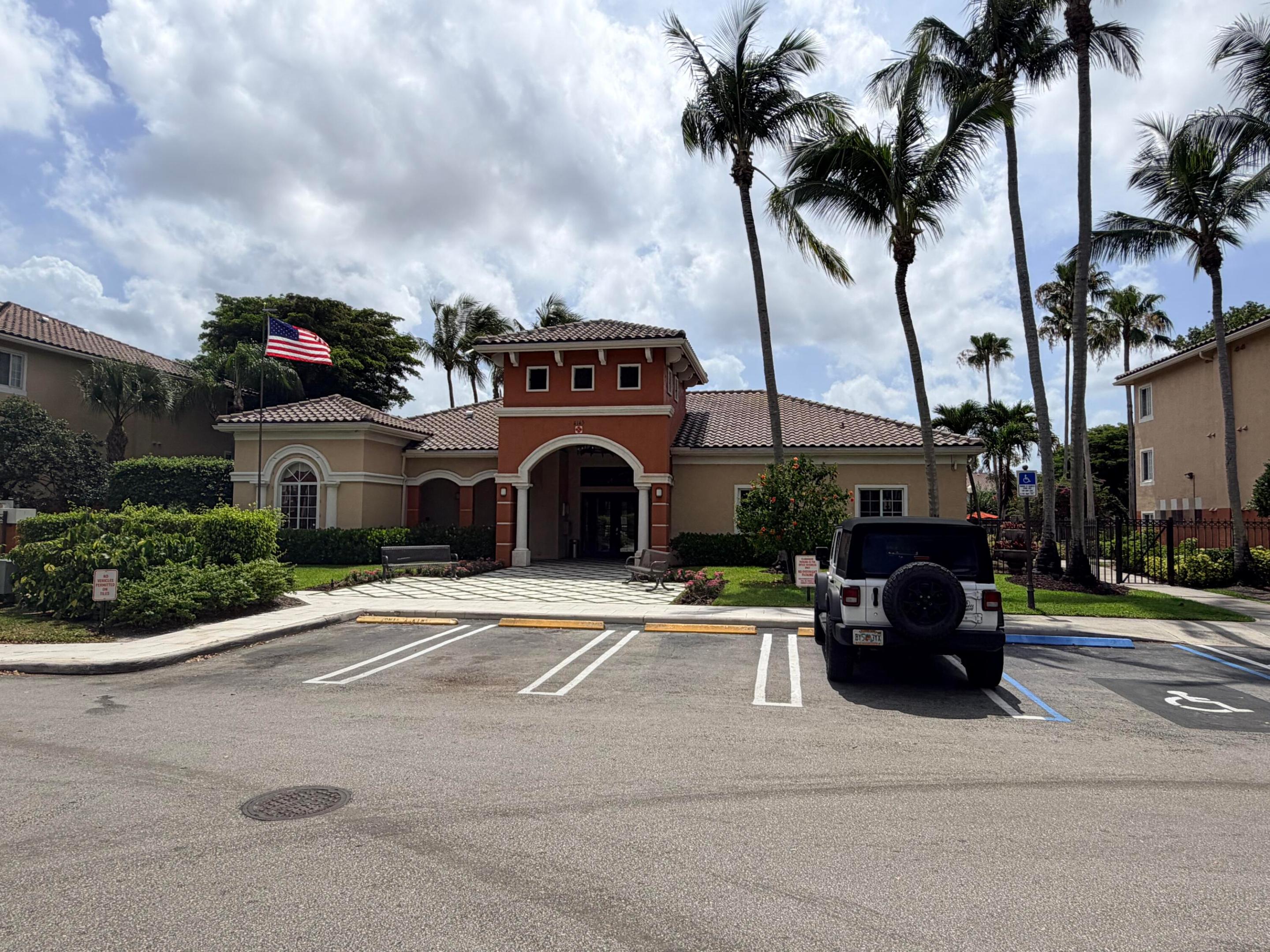 GRAND ISLES CONDO - Residential