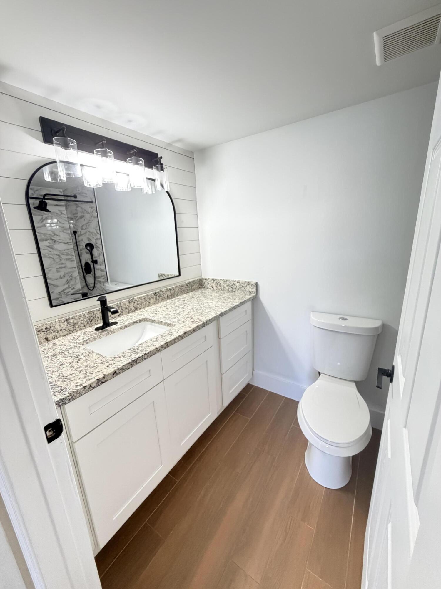 GRAND ISLES CONDO - Residential