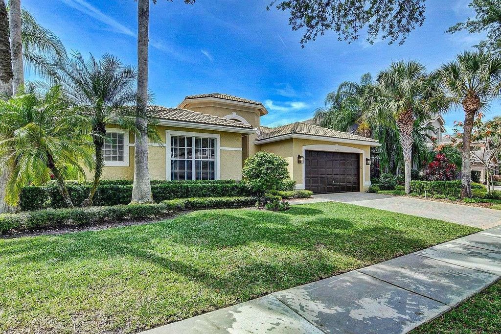 Photo of 19179 Skyridge Circle, Boca Raton, FL 33498 (MLS # F10494361)