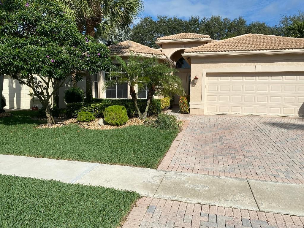 Photo of 6959 Imperial Beach Circle, Delray Beach, FL 33446 (MLS # R11154348)