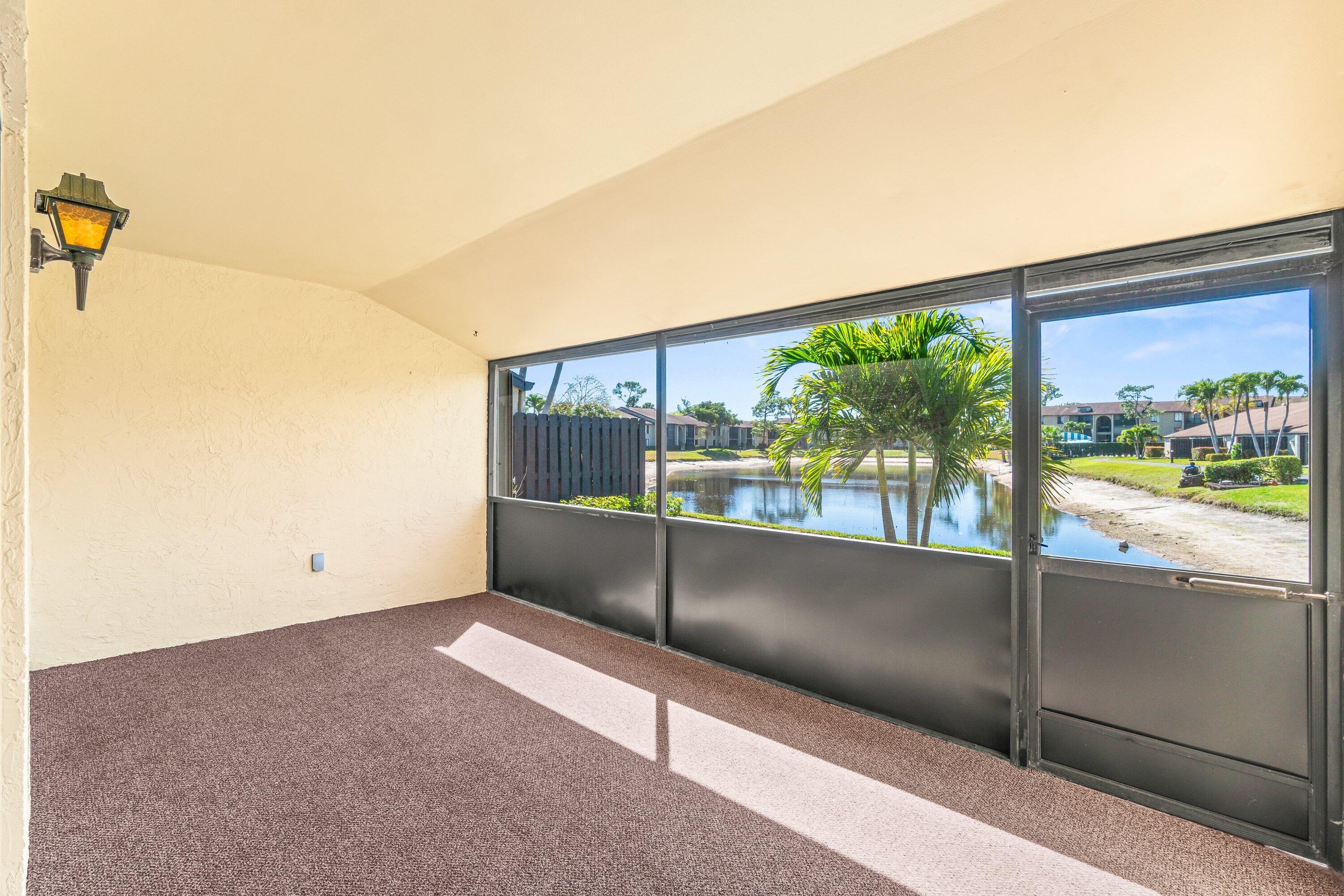 PINE RIDGE NORTH VILLAGE III CONDO - Residential