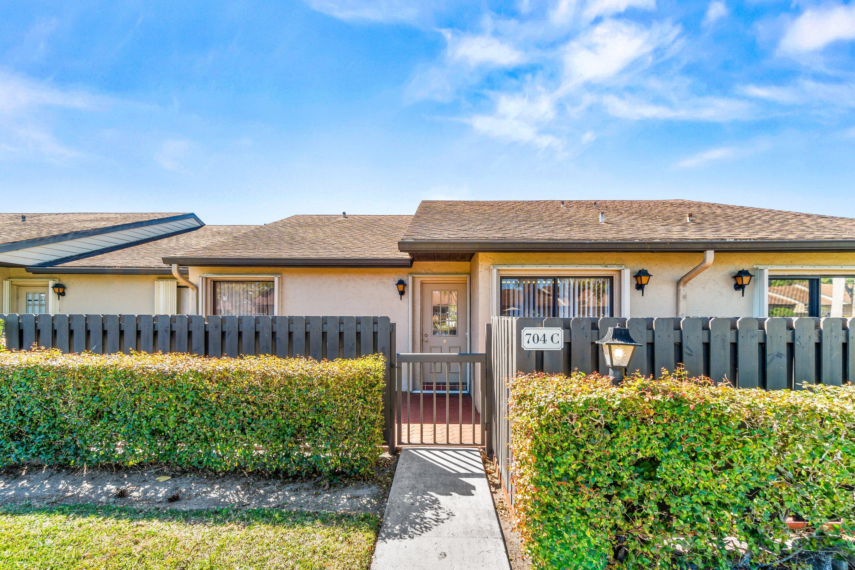 704 Sunny Pine Way C