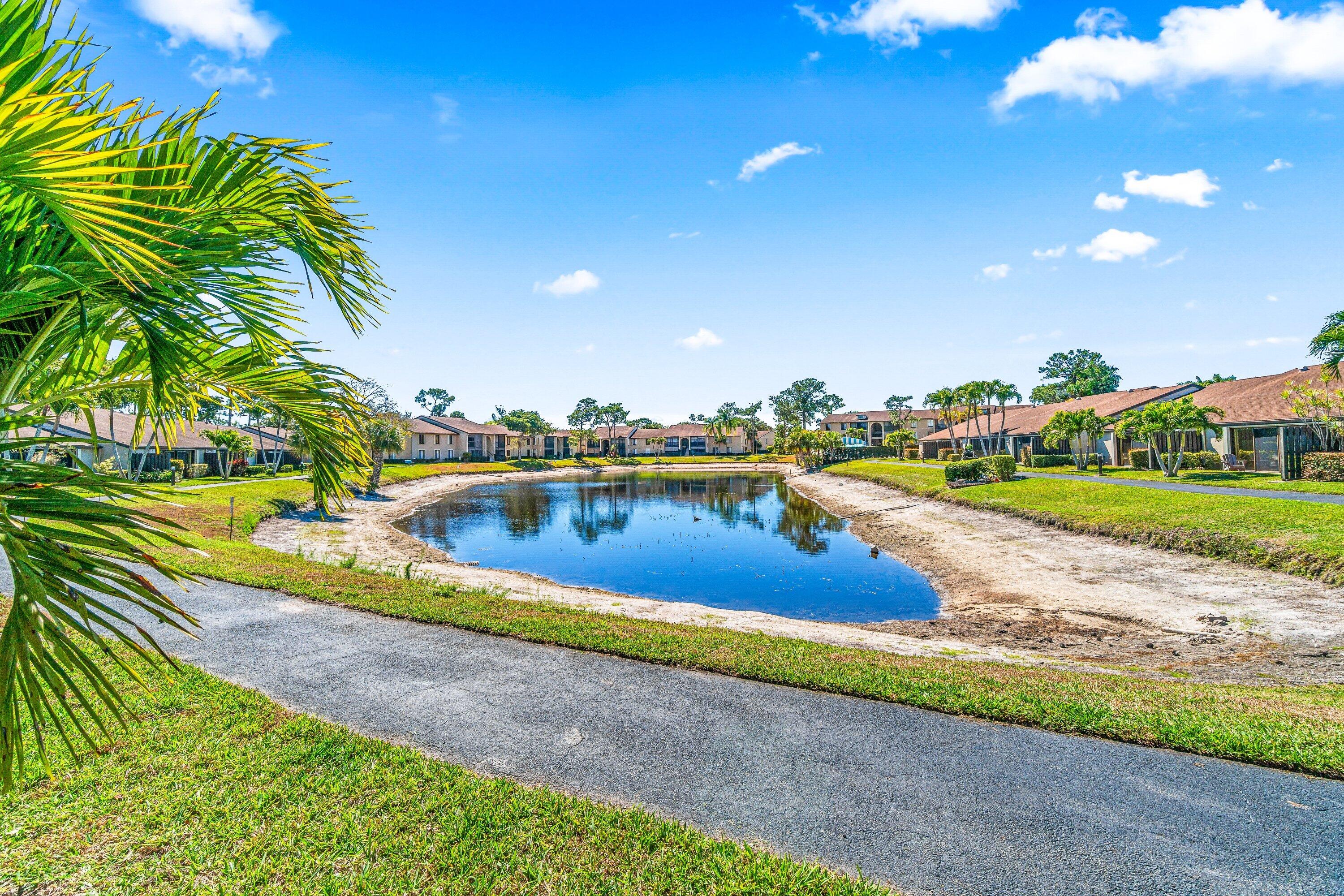 PINE RIDGE NORTH VILLAGE III CONDO - Residential