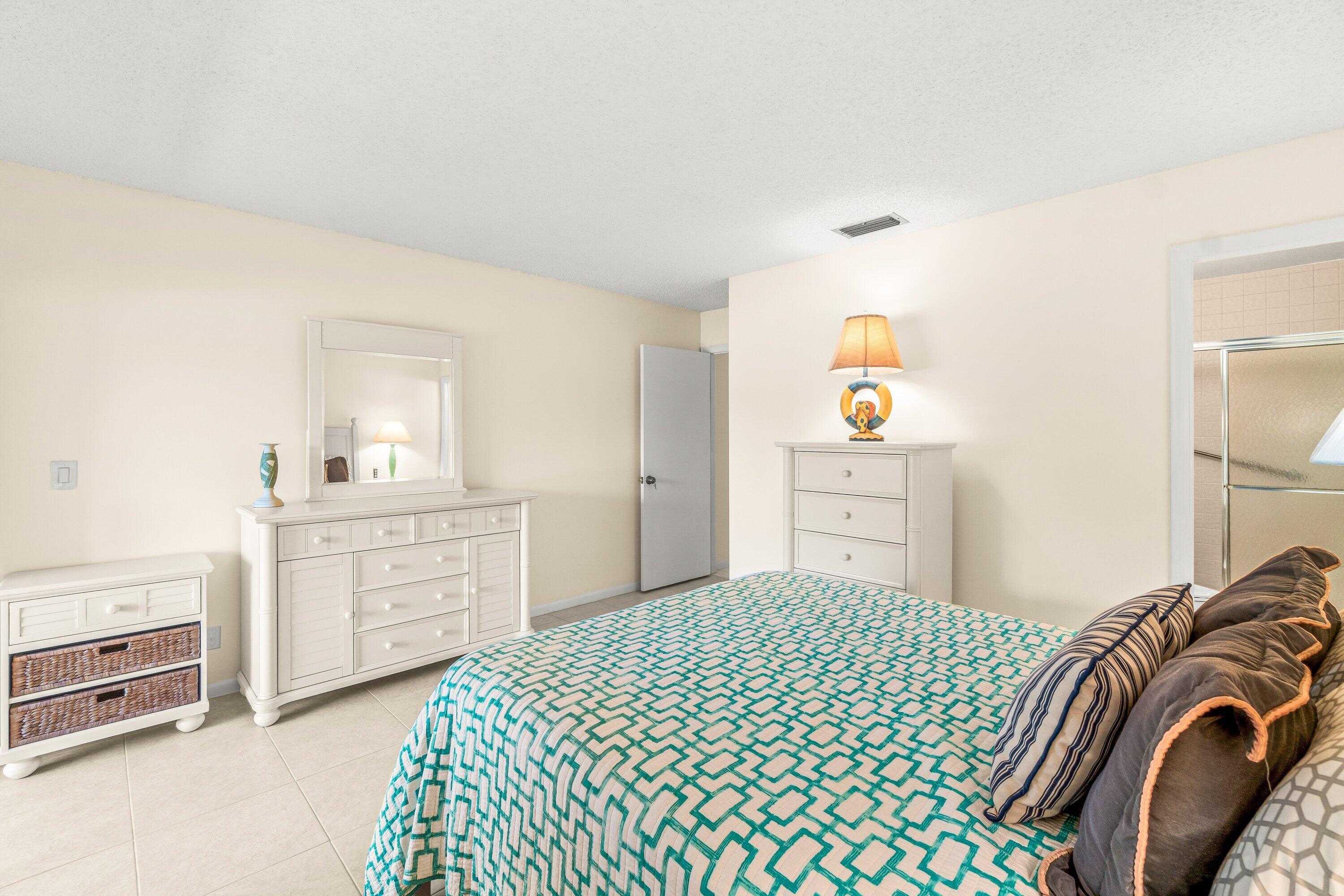 PINE RIDGE NORTH VILLAGE III CONDO - Residential