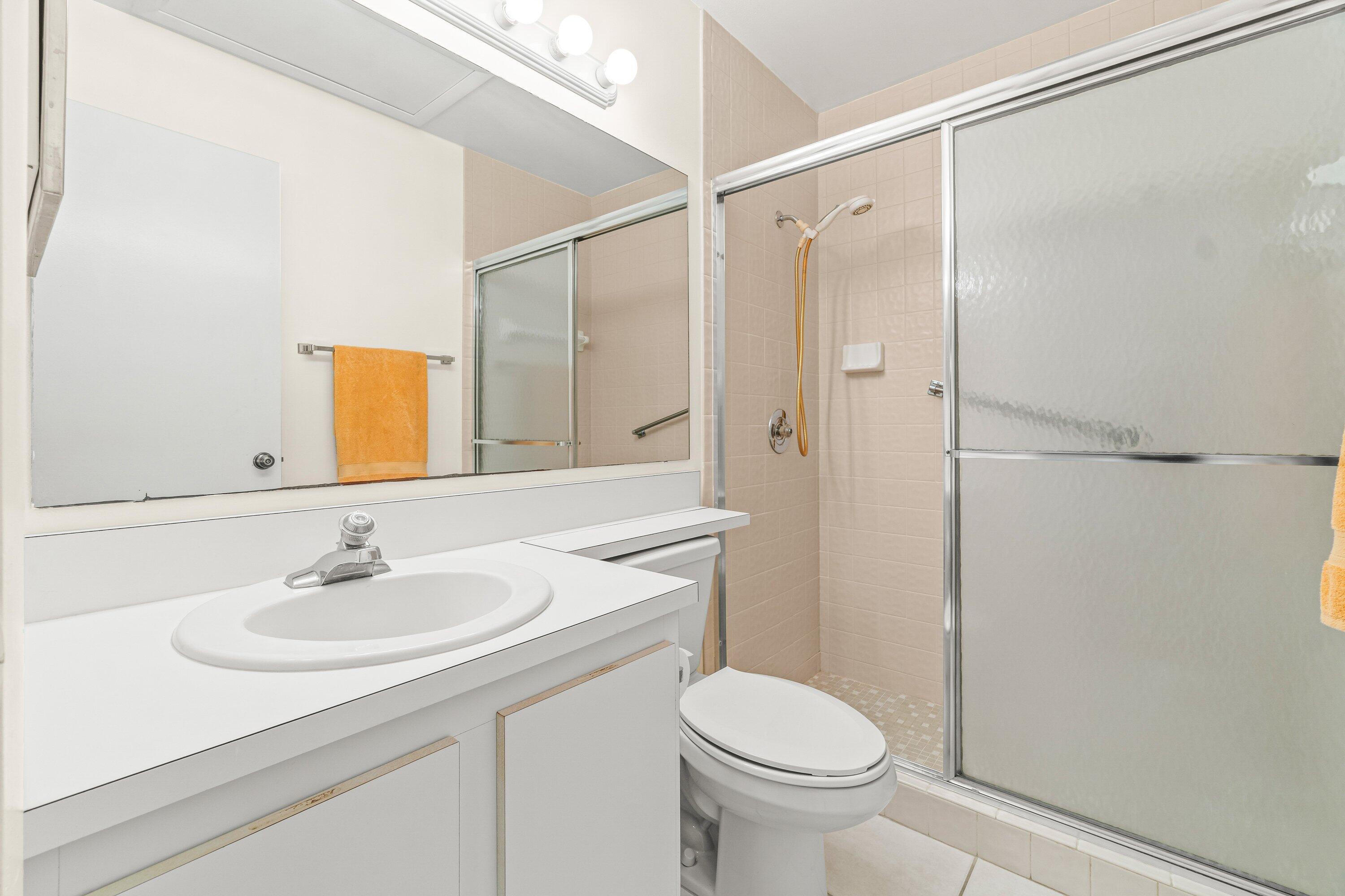 PINE RIDGE NORTH VILLAGE III CONDO - Residential