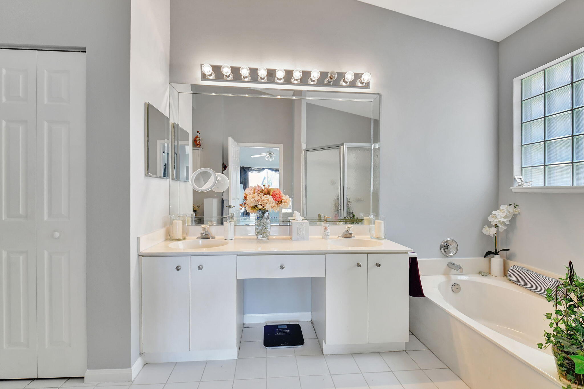 INDIAN HILLS 1 - Residential