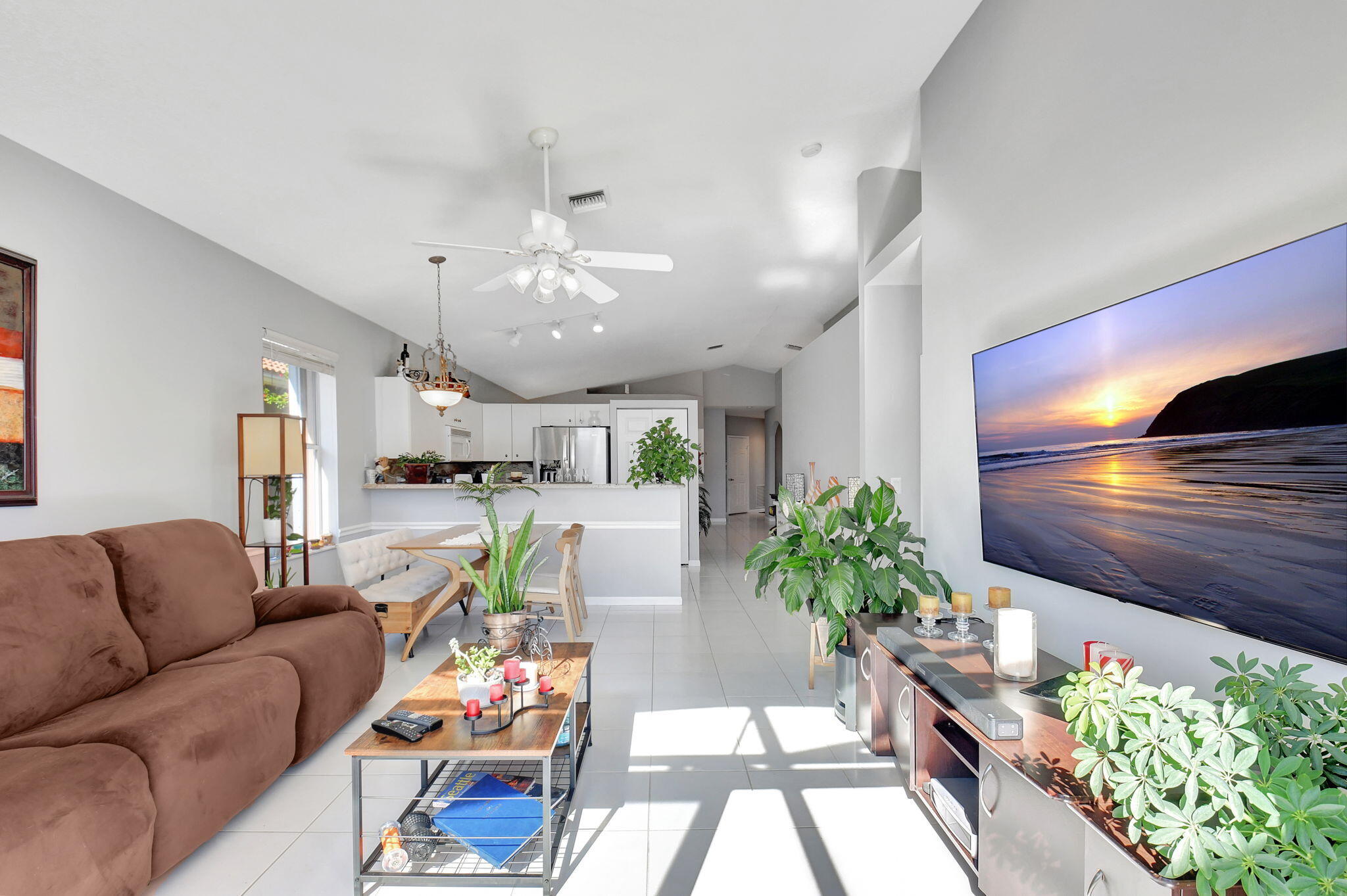 INDIAN HILLS 1 - Residential