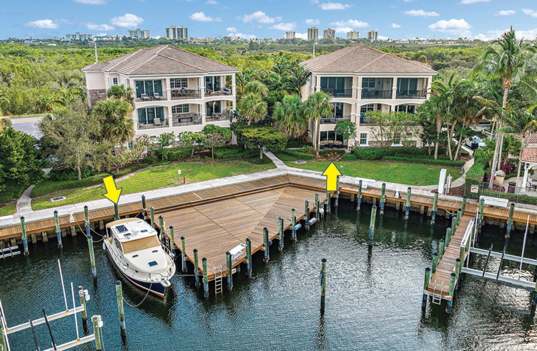 Carriage Homes at Frenchm - Residential