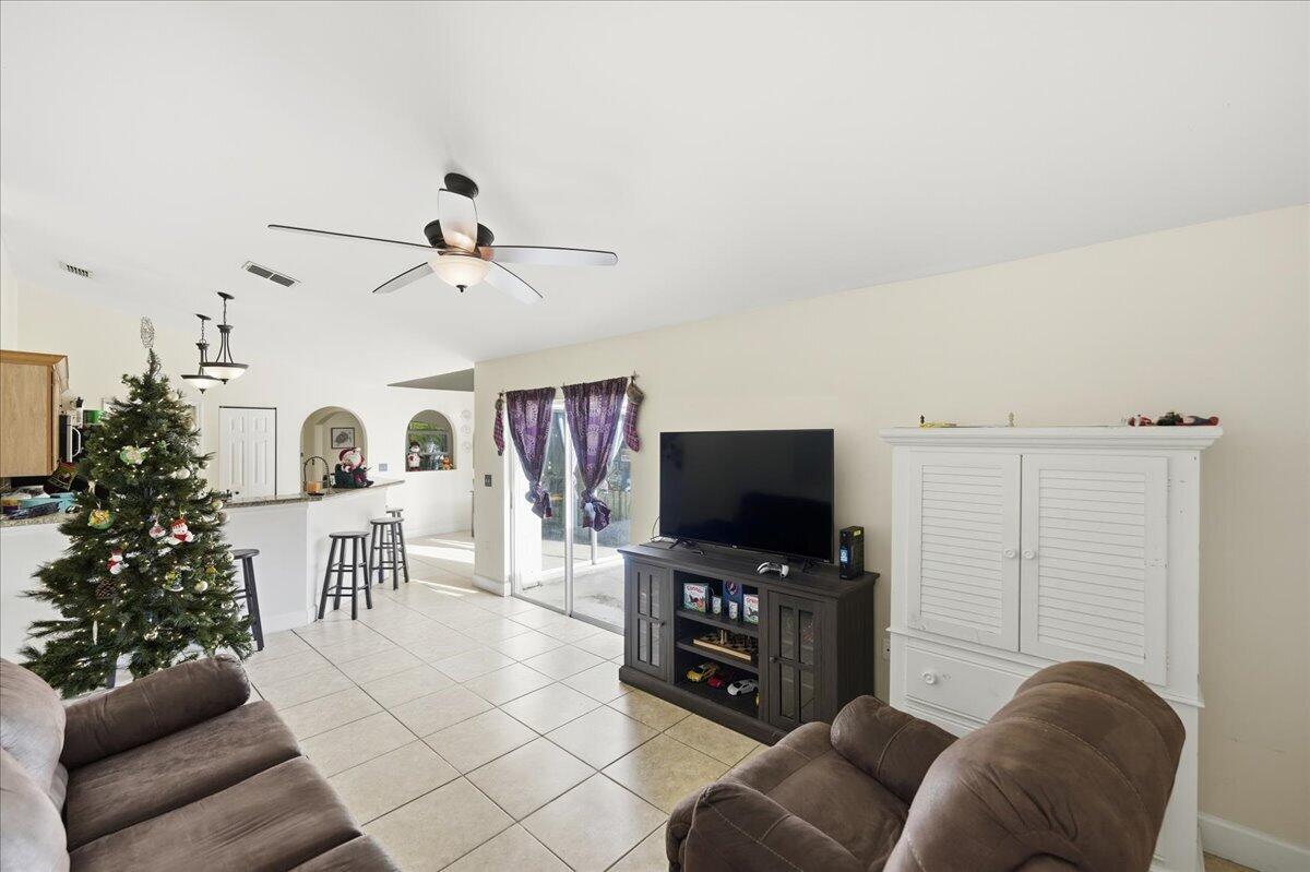 PORT ST LUCIE SECTION 19 - Residential