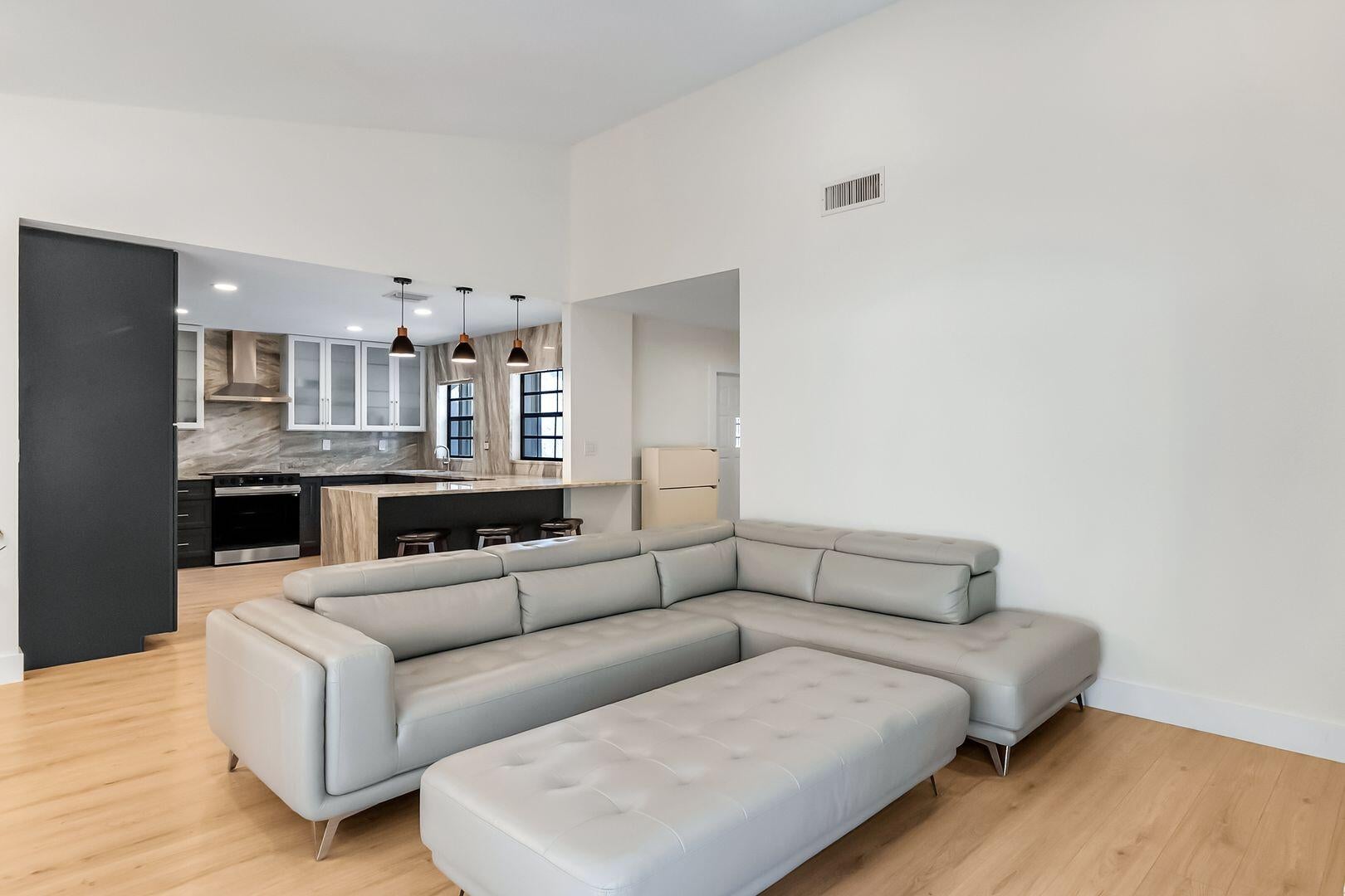 Properties | Stephanie Kaufman 1150 NW 22ND Avenue