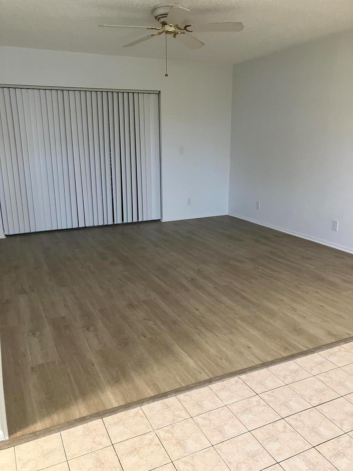 Cresthaven Villas Cond 13 - Residential Lease