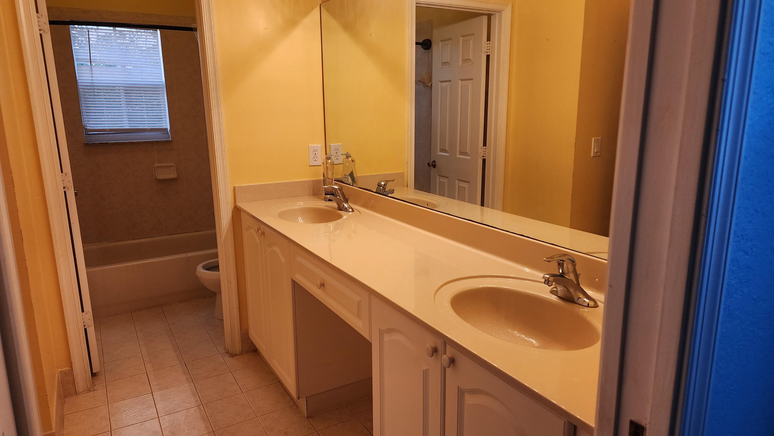 BLACK DIAMOND PH 1 - Residential Lease