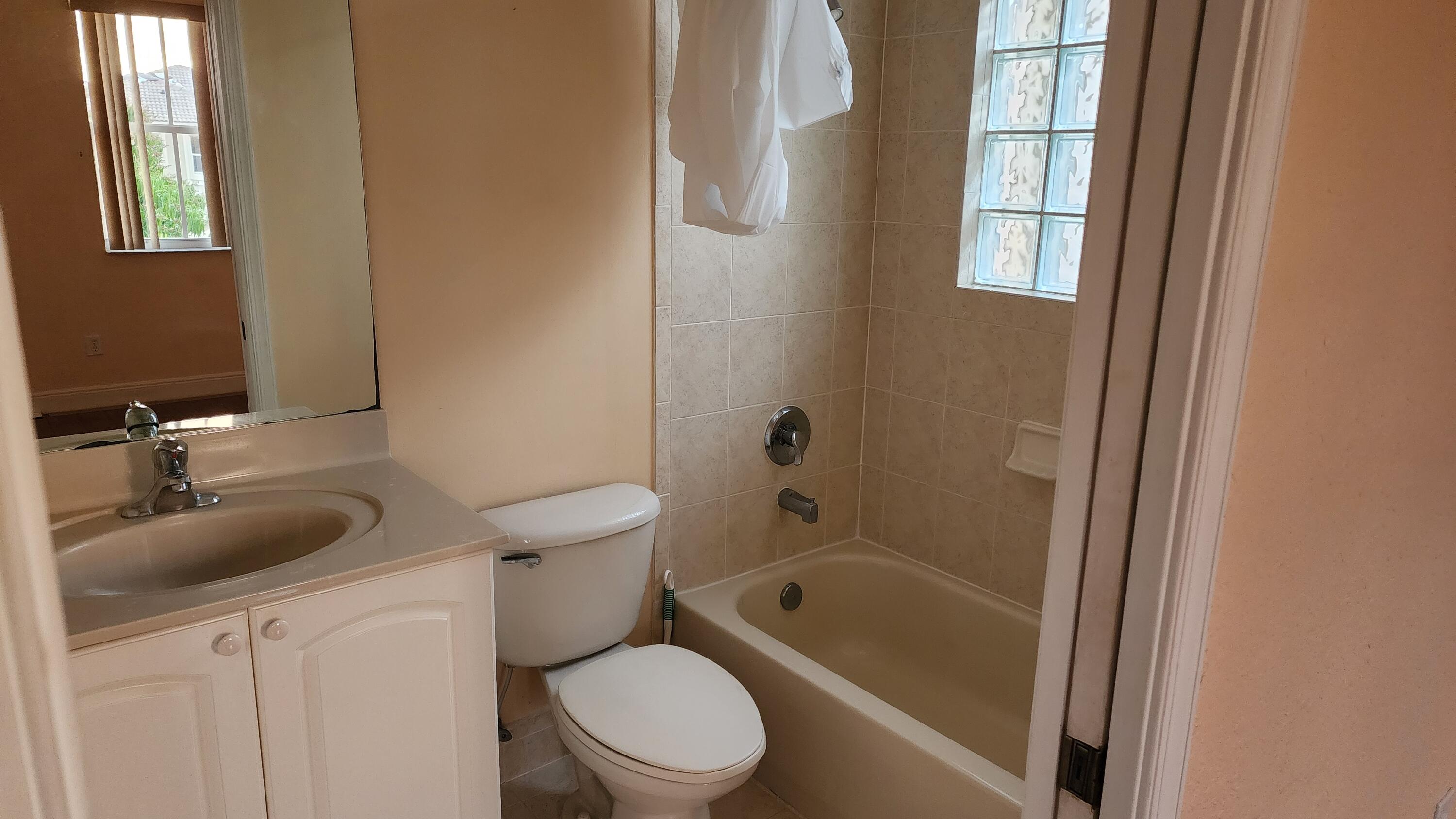 BLACK DIAMOND PH 1 - Residential Lease