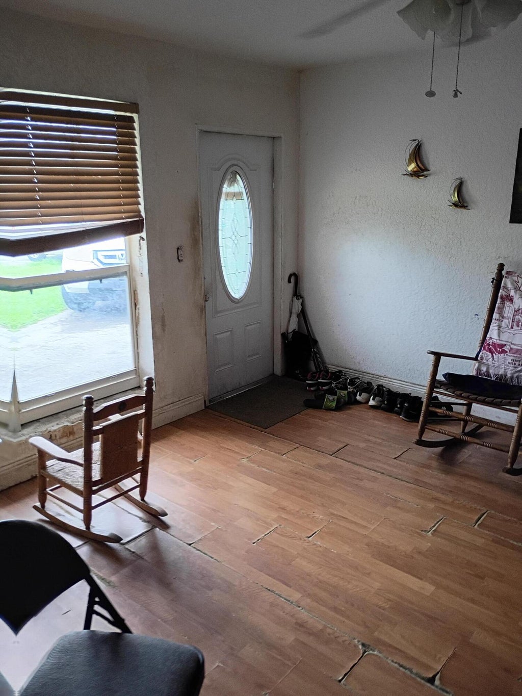 Photo of 6851 SW 6th Street, Pembroke Pines, FL 33023 (MLS # B26076018)