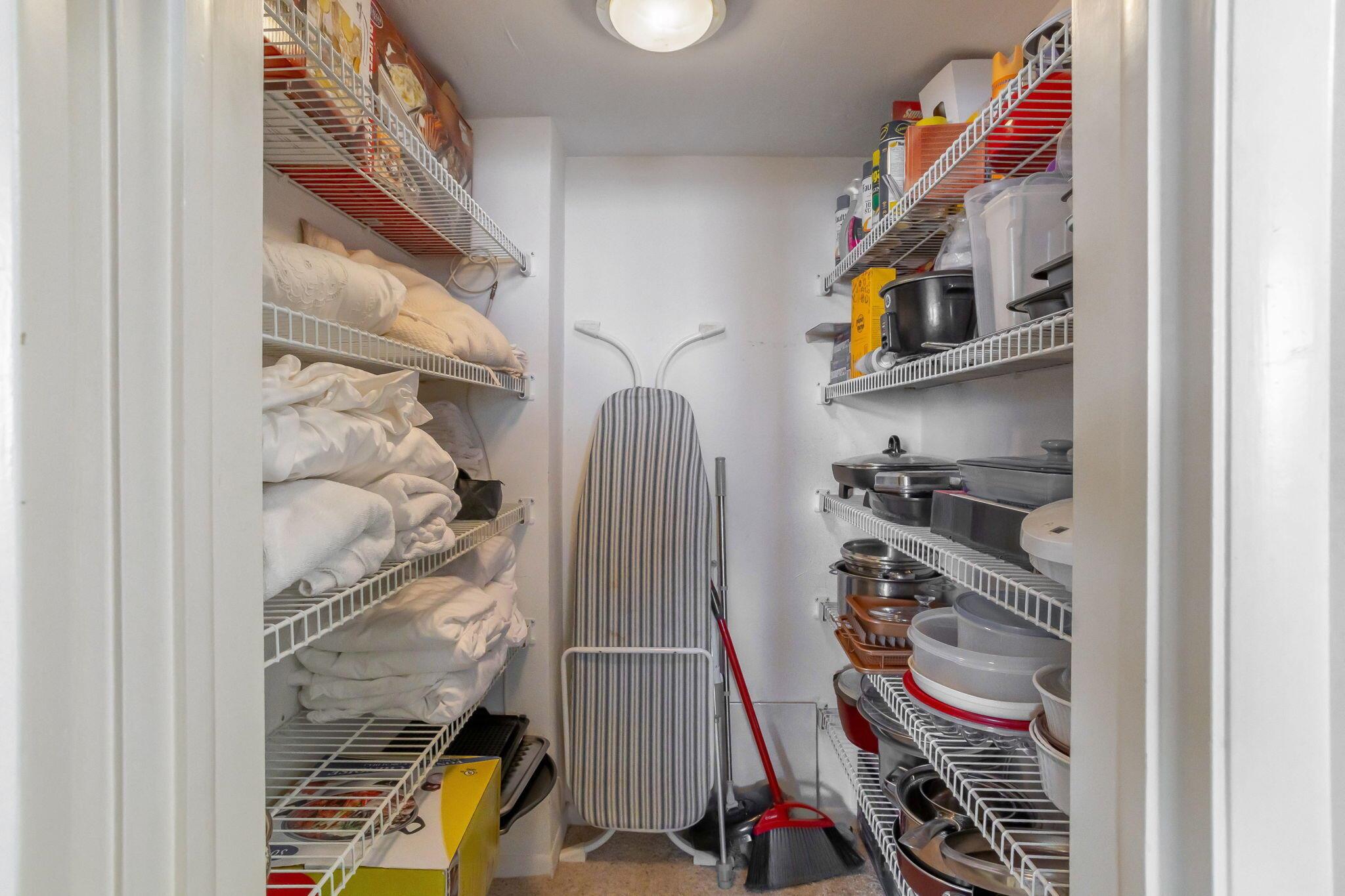 HILLSBORO LE BARON CONDO - Residential