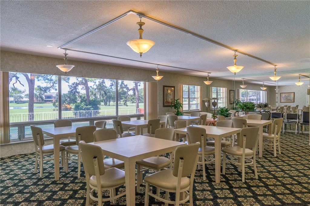 Country Club Towers - Residential