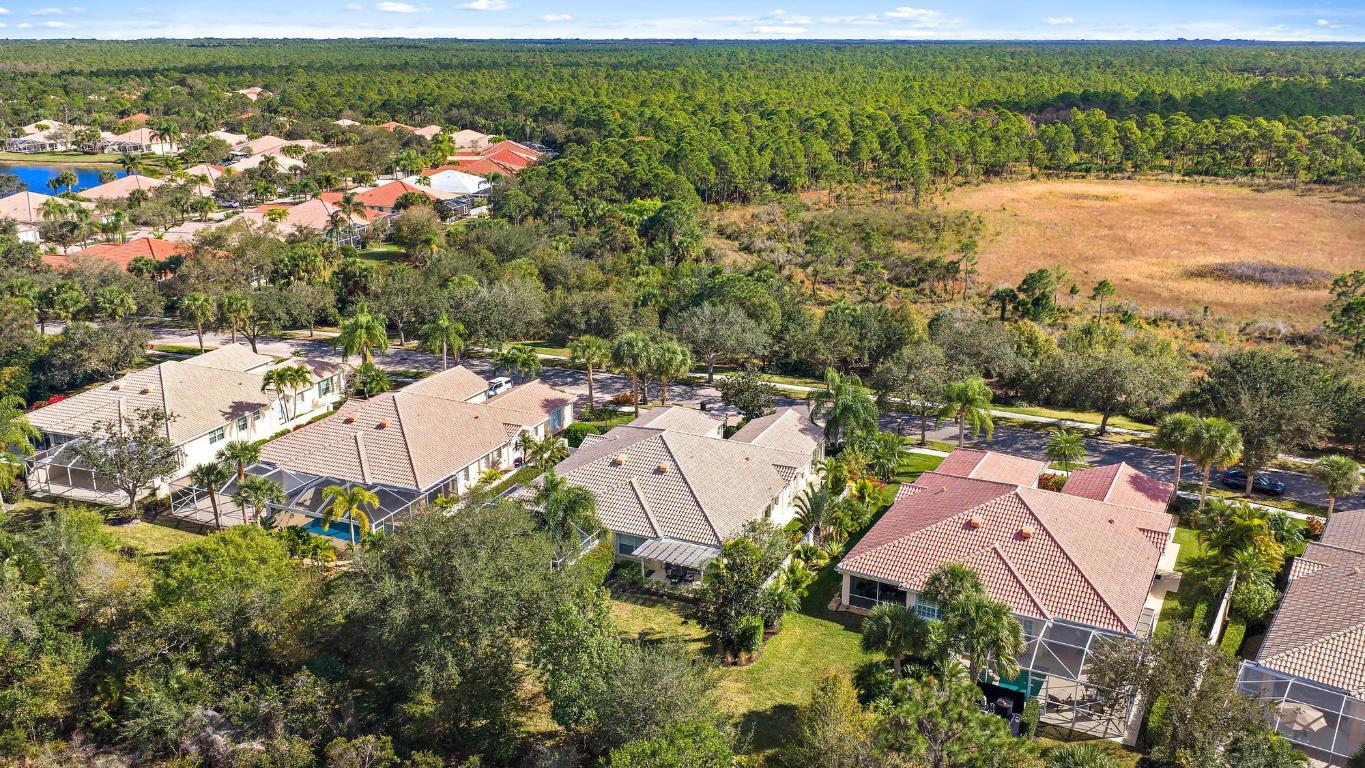 THE RETREAT - Residential