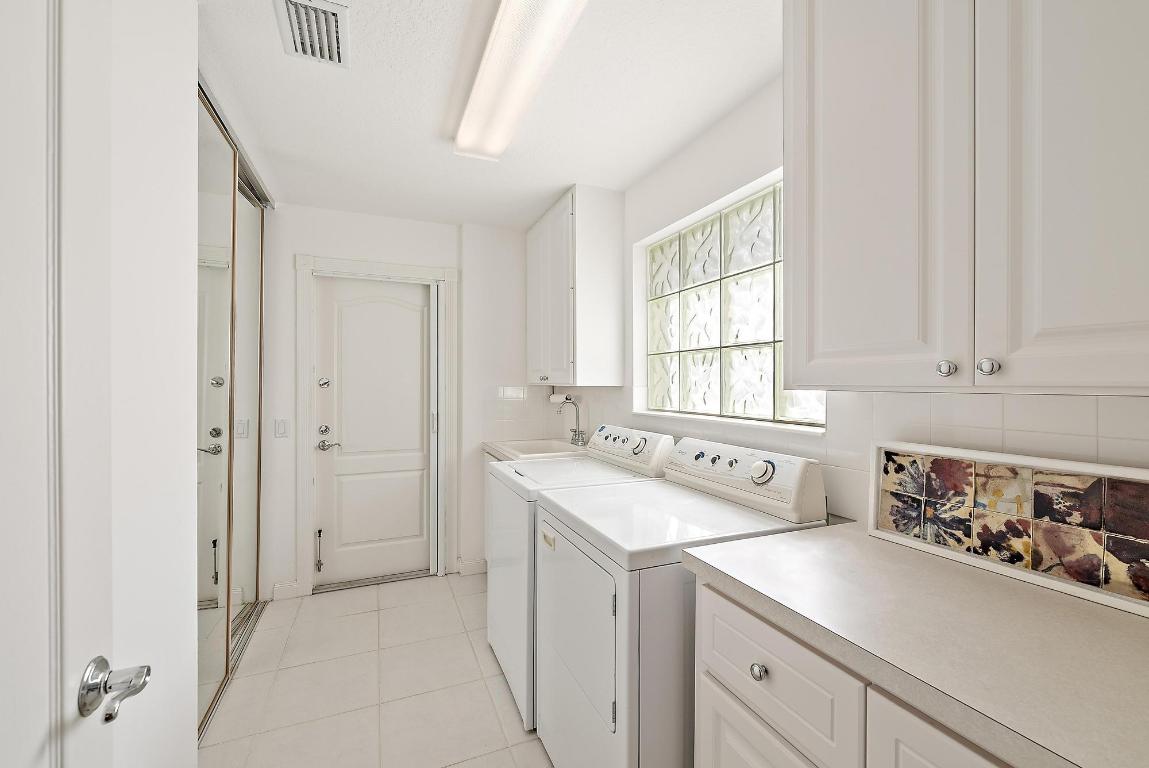 THE RETREAT - Residential