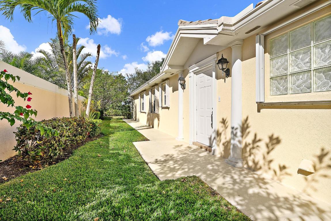 3546 SE Glacier Terrace