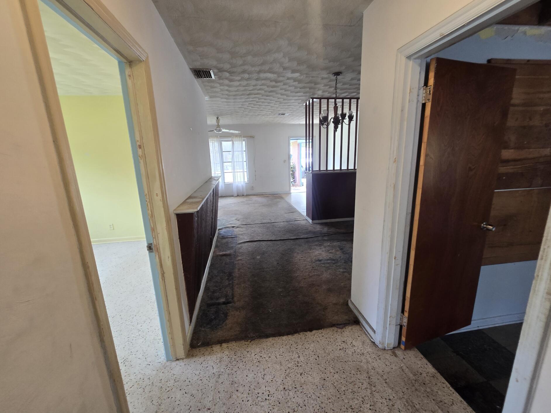 YELLOWSTONE PARK AMEN PLAT - Residential