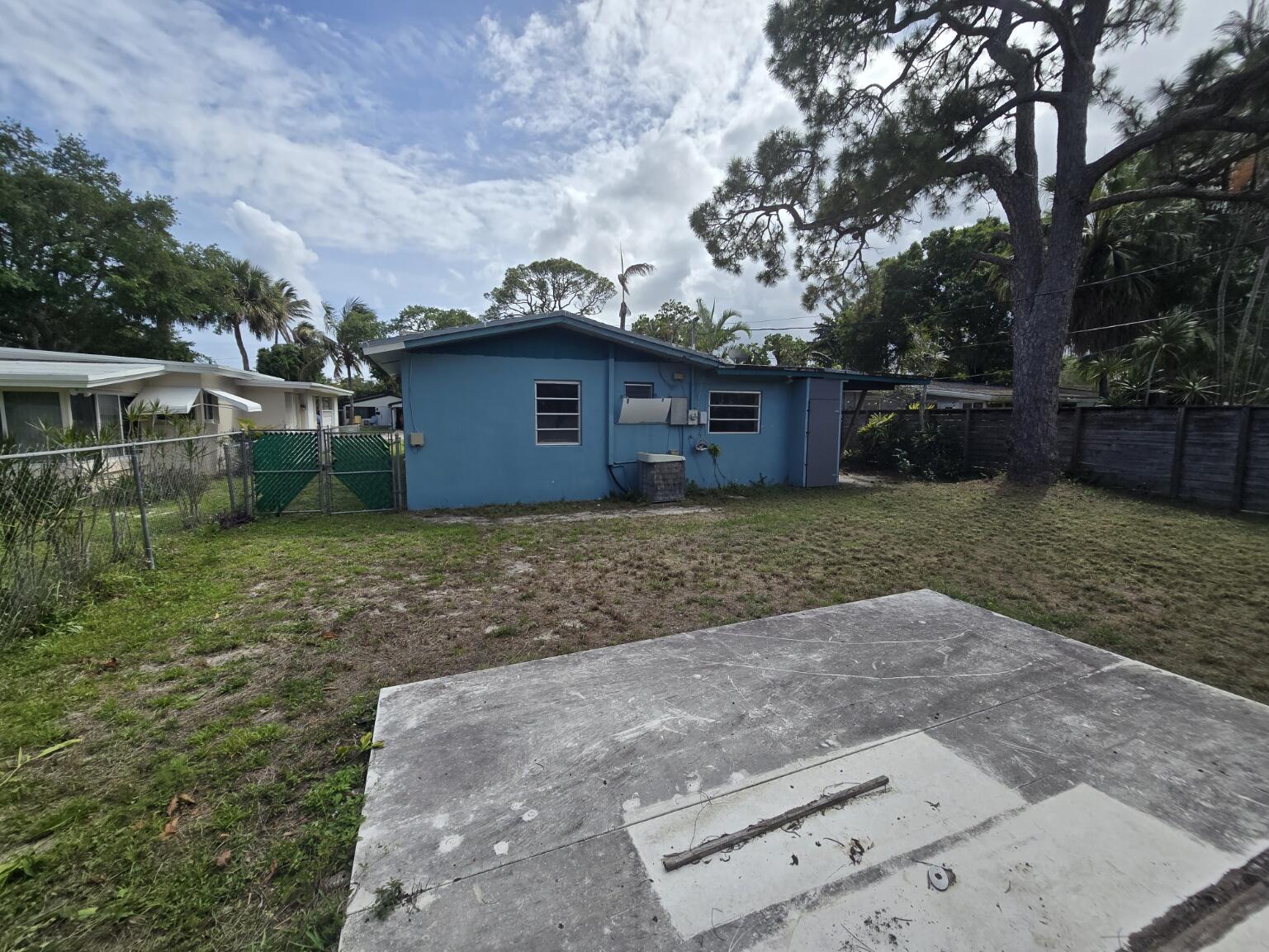 YELLOWSTONE PARK AMEN PLAT - Residential