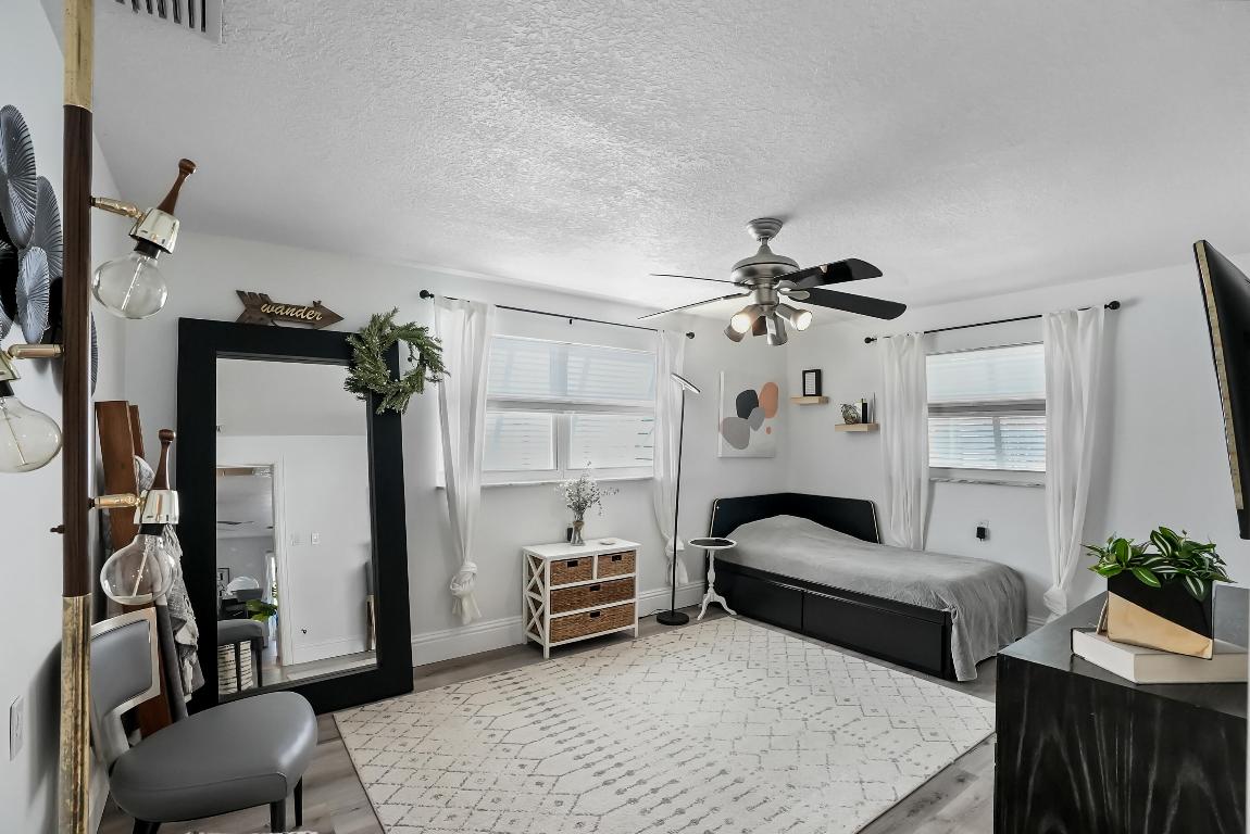 Jupiter in the Pines / Riverside Drive Park - Residential Lease