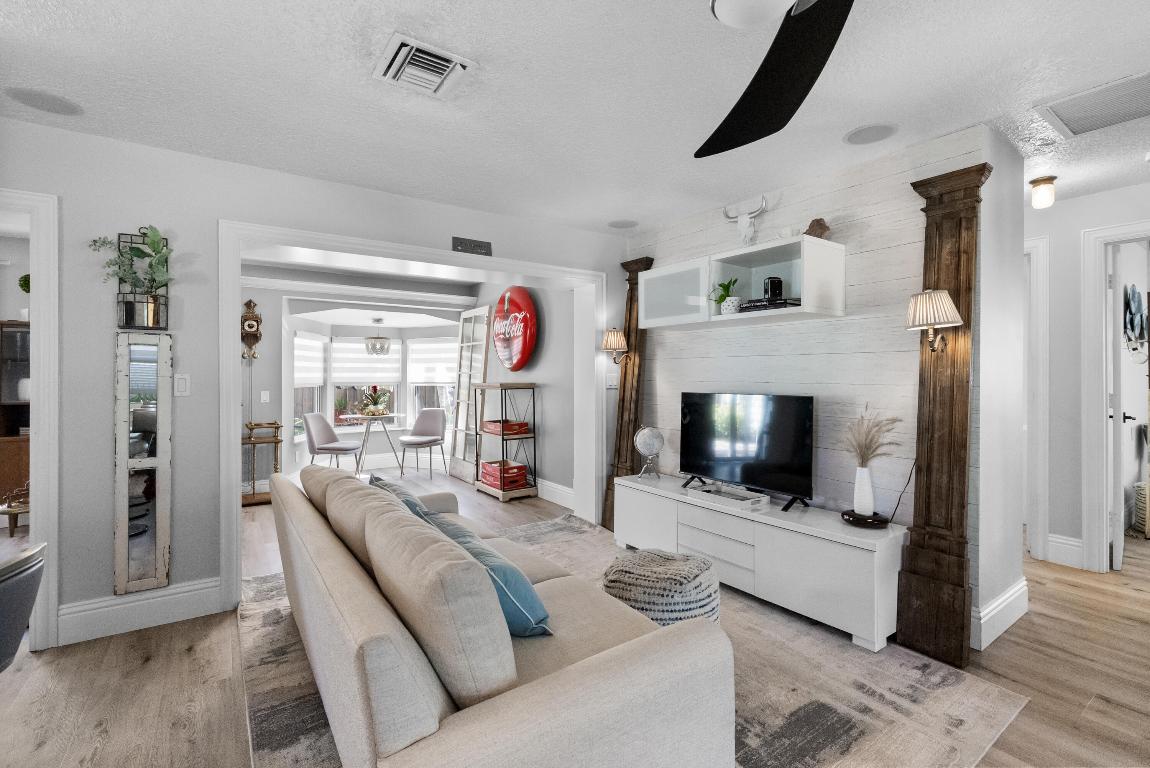 Jupiter in the Pines / Riverside Drive Park - Residential Lease