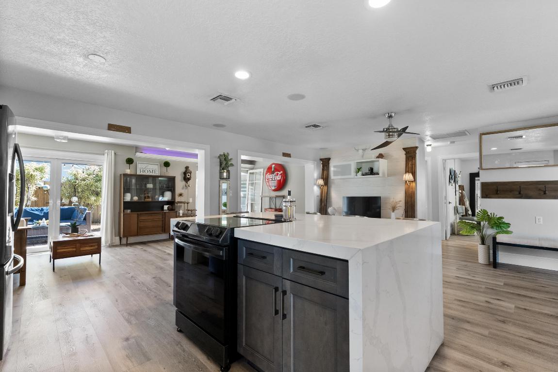 Jupiter in the Pines / Riverside Drive Park - Residential Lease