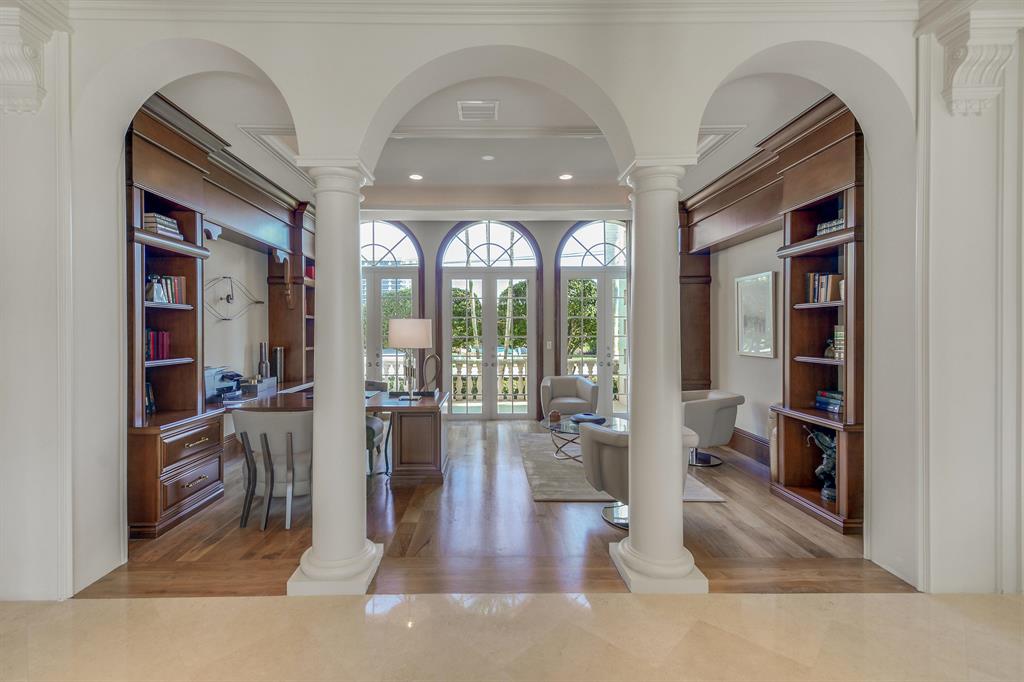 BOCA HARBOUR ISLAND - Residential