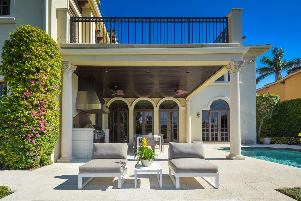 BOCA HARBOUR ISLAND - Residential