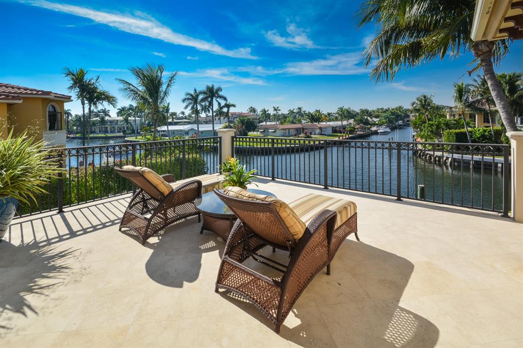 BOCA HARBOUR ISLAND - Residential