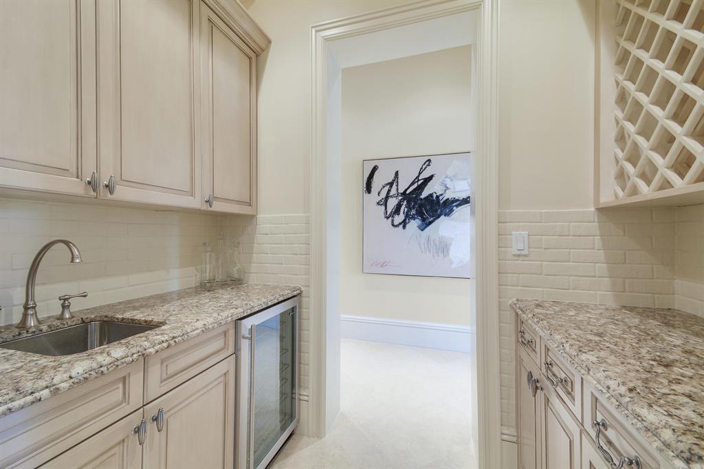 BOCA HARBOUR ISLAND - Residential