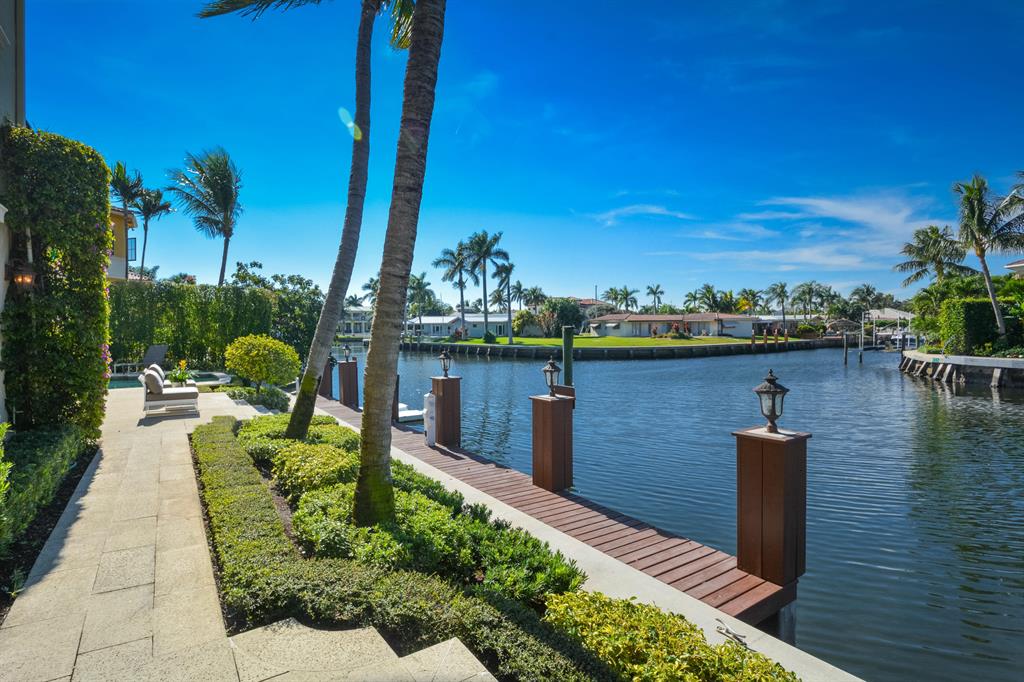 BOCA HARBOUR ISLAND - Residential