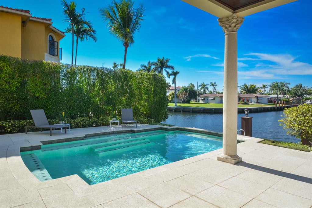 BOCA HARBOUR ISLAND - Residential