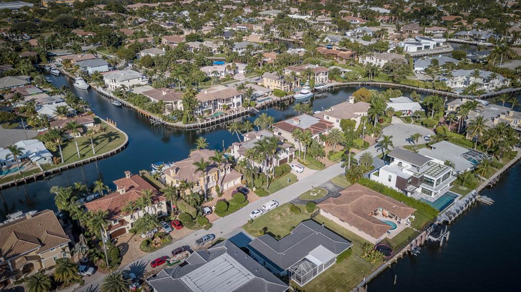 BOCA HARBOUR ISLAND - Residential
